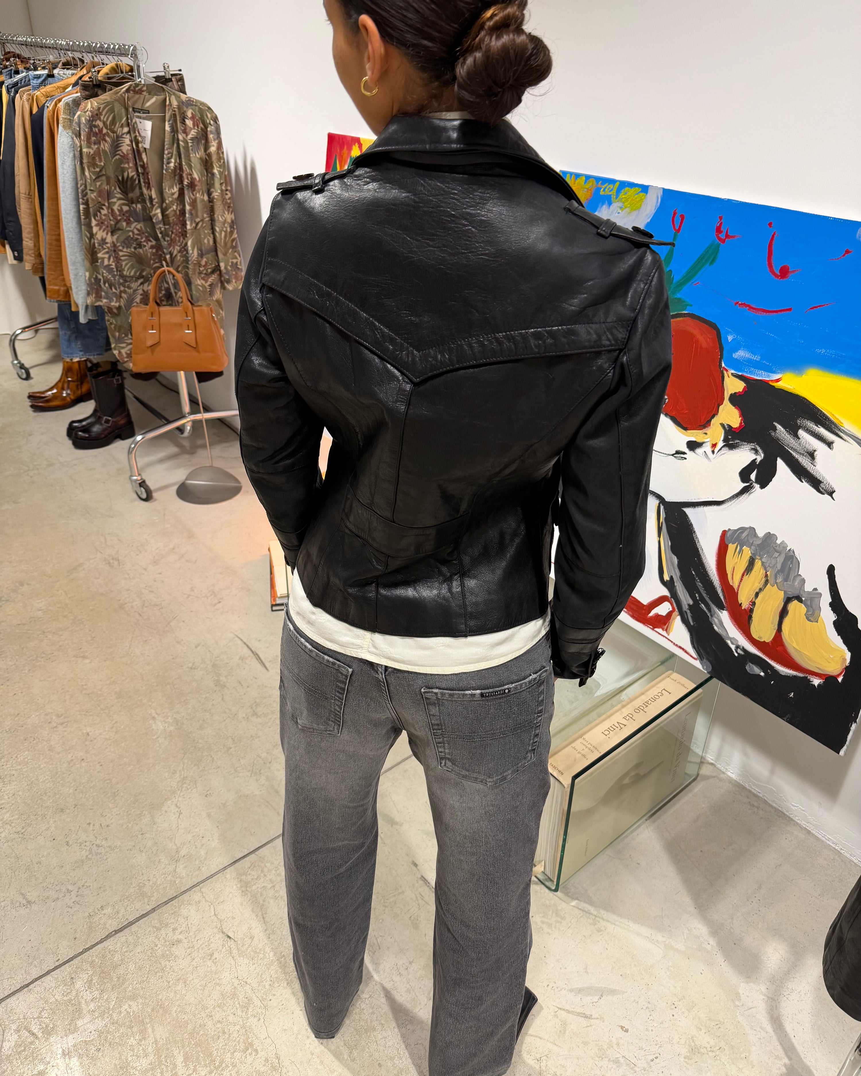 The Iana leather blazer by Patrizia Pepe