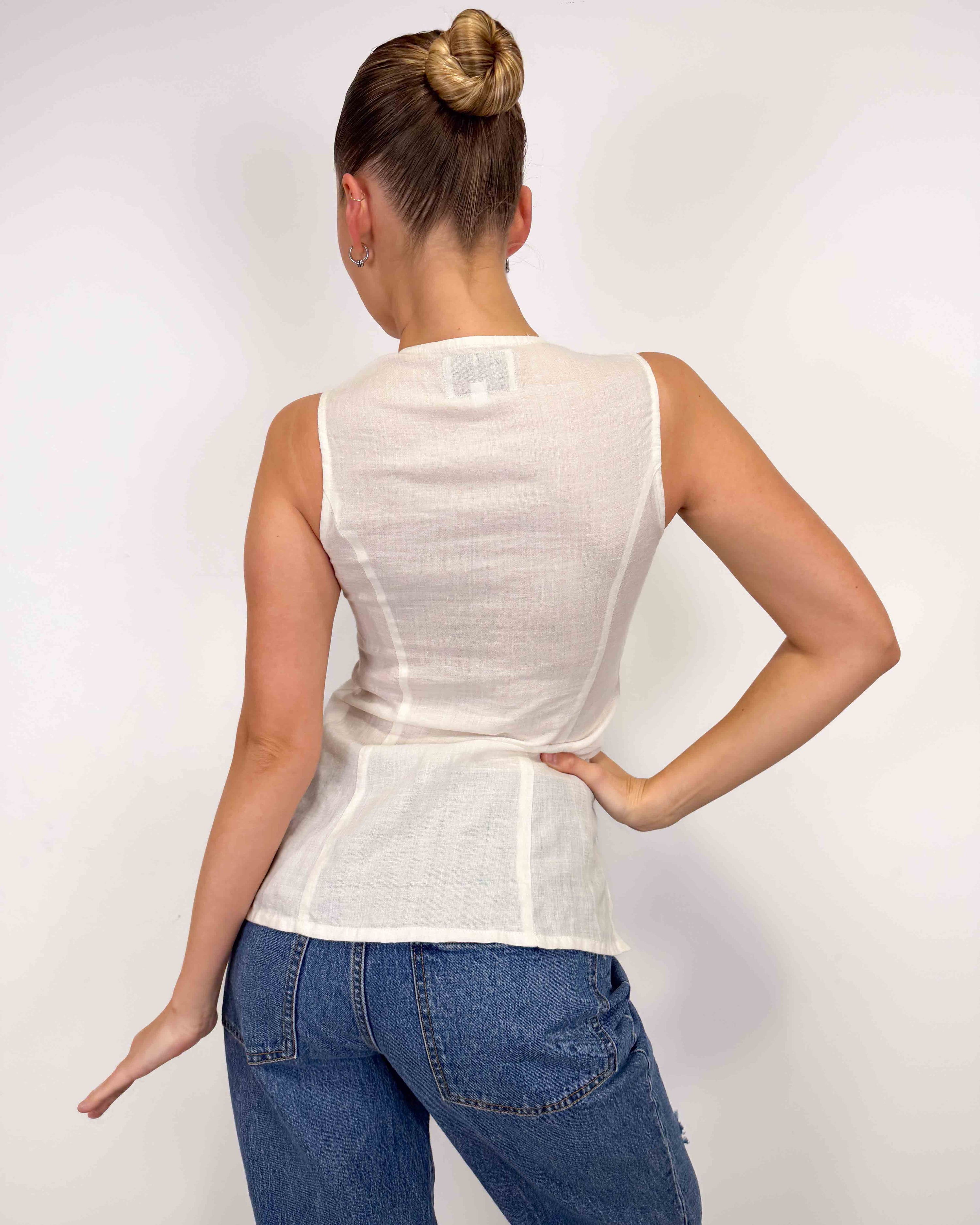 The Mona top