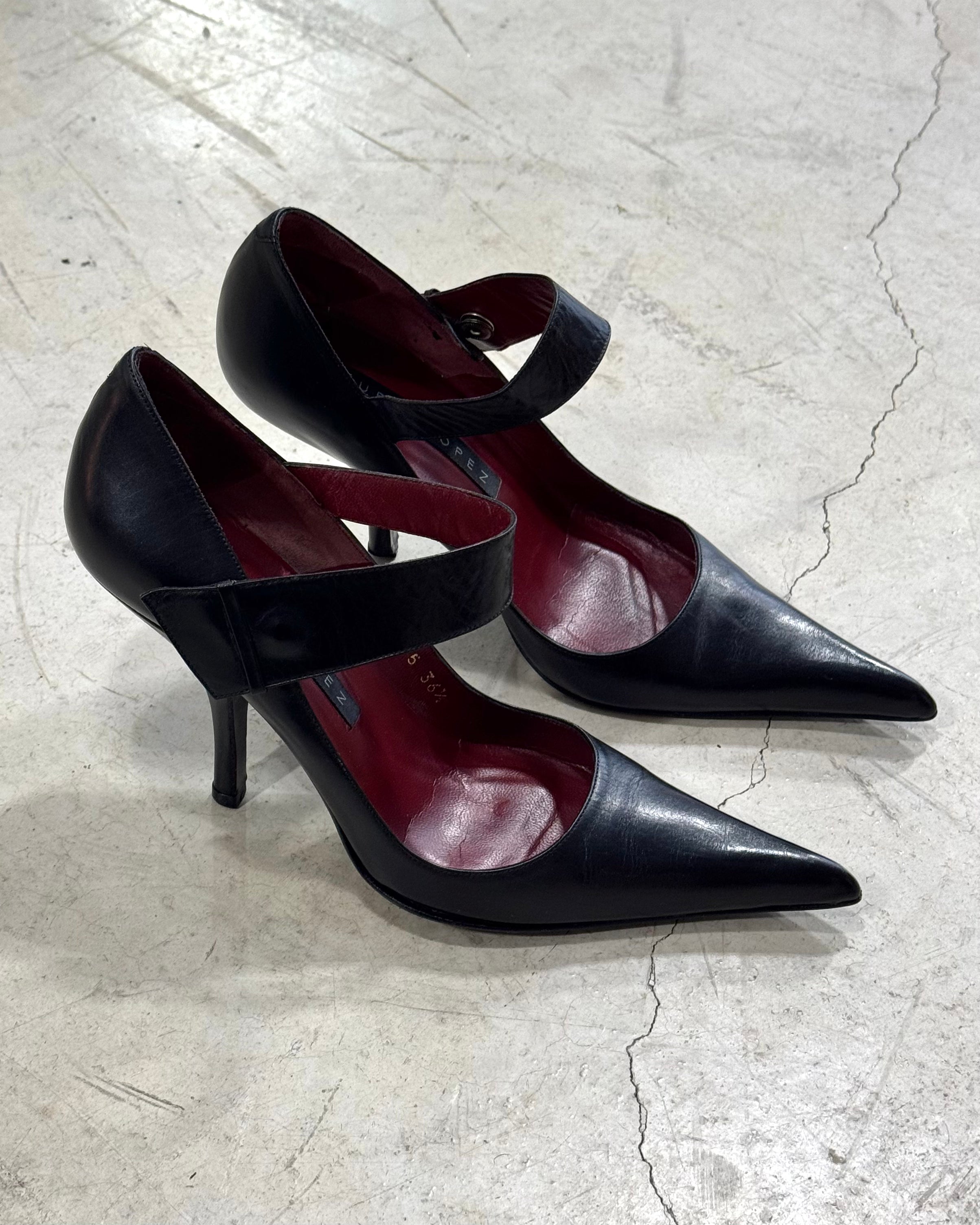 The Aylin heels