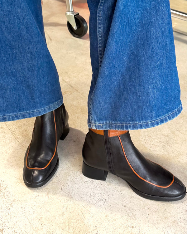 The Coral boots