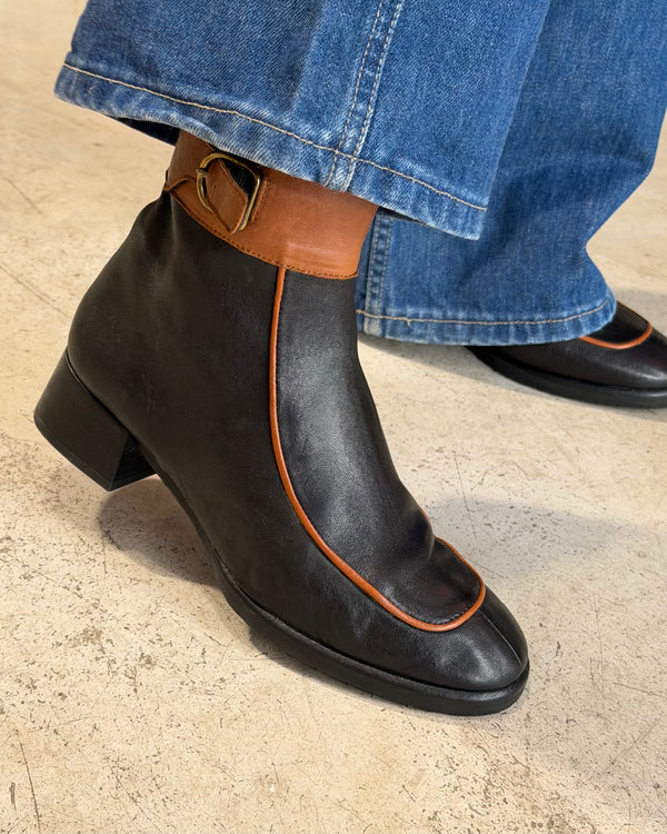 The Coral boots