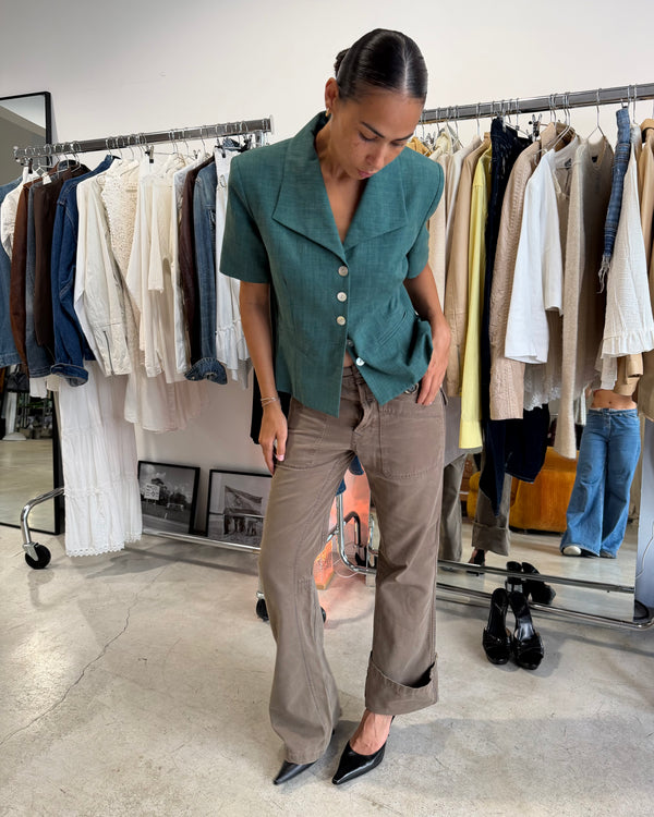 The Ari top