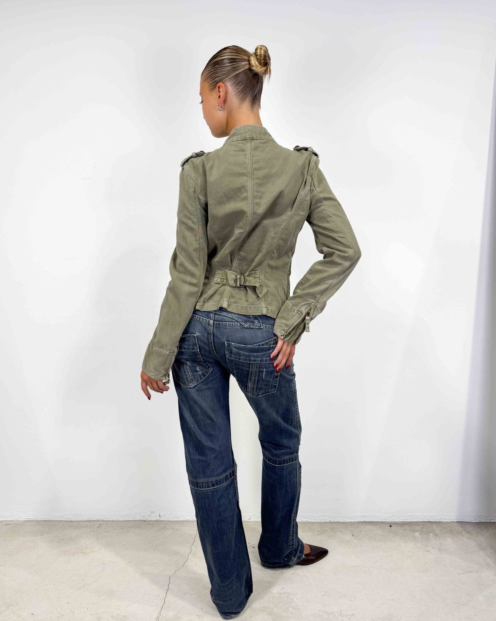 The Aarav jacket - rig vert