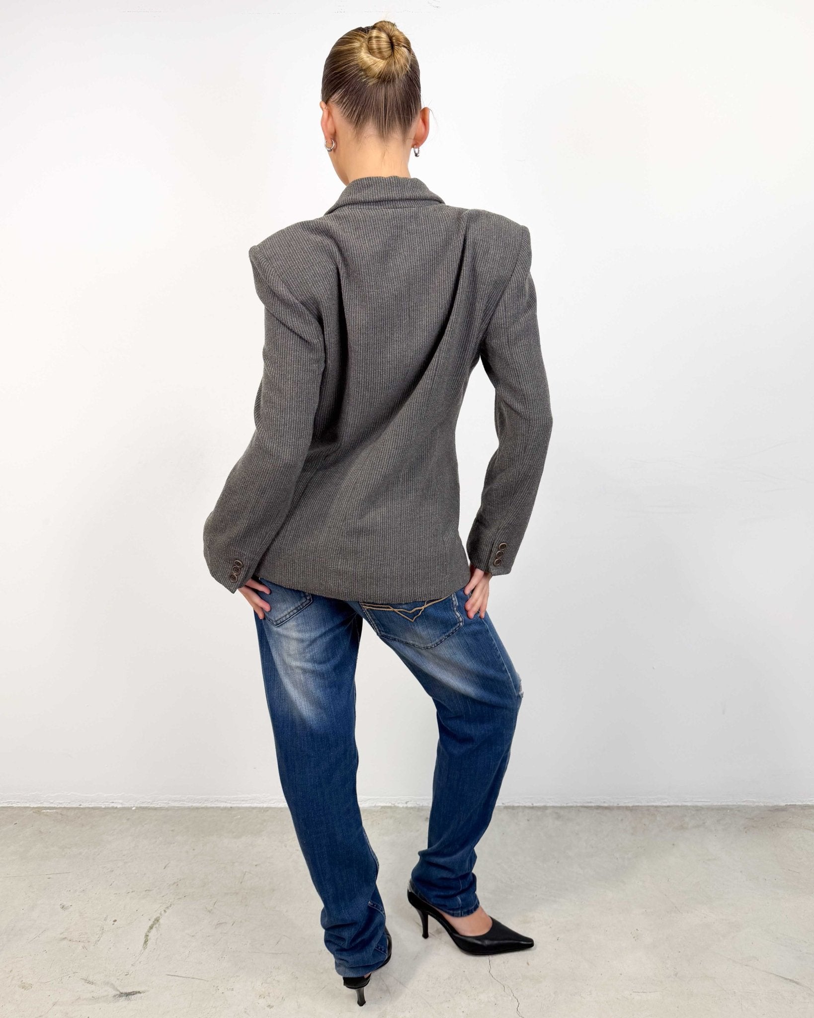 The Adara blazer by Armani - rig vert