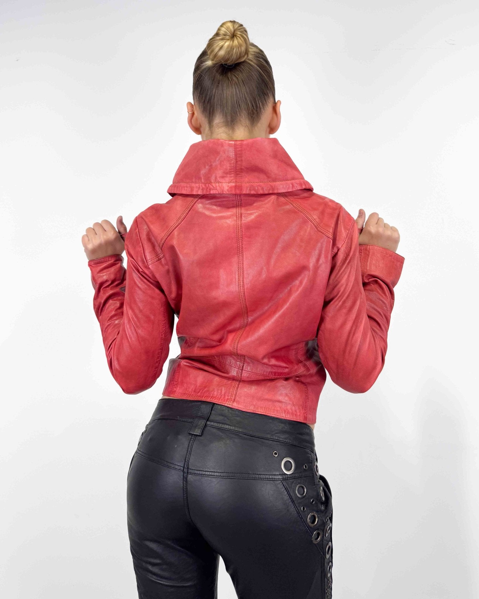 The Aegea leather jacket - rig vert