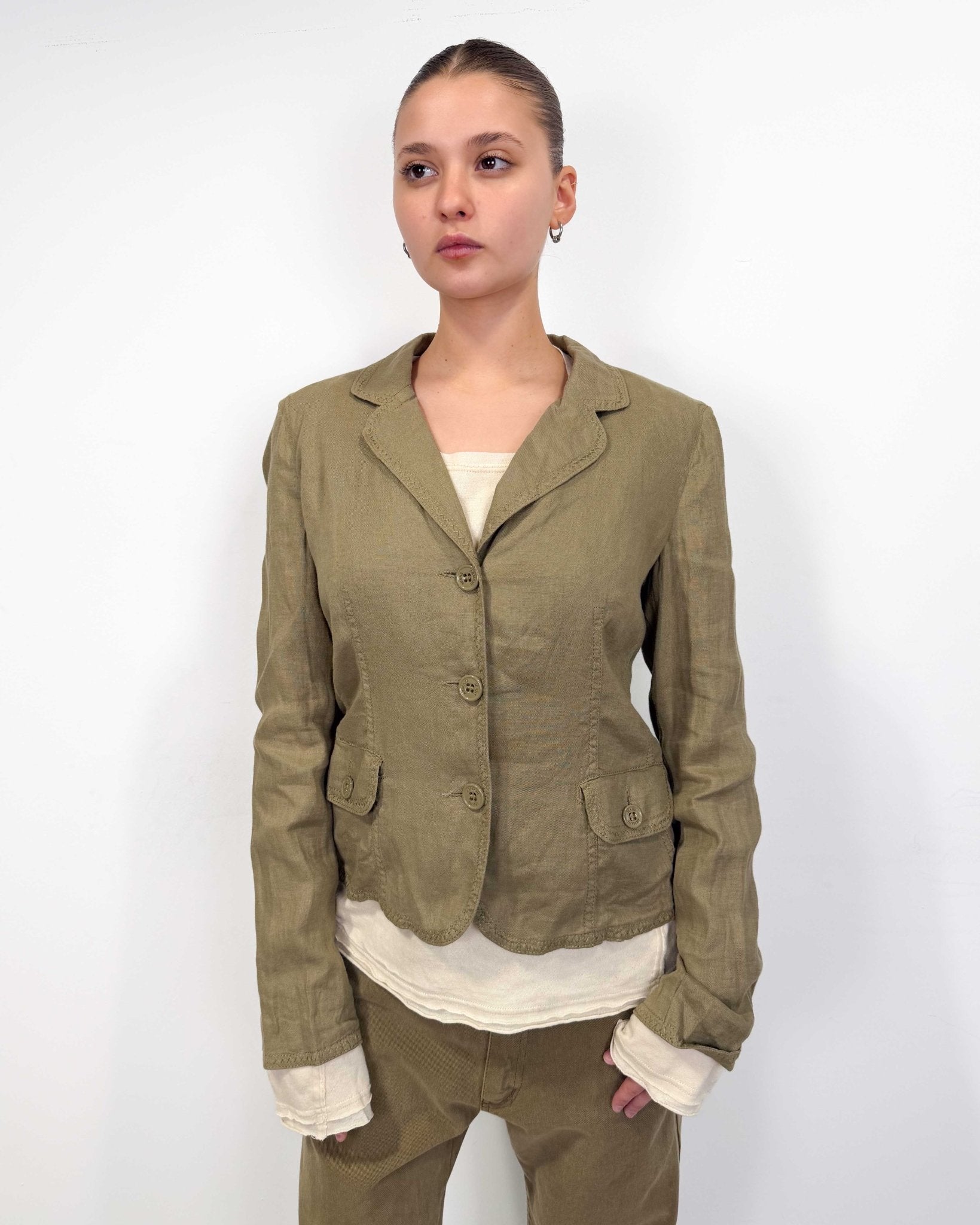 The Aelina jacket by Armani - rig vert