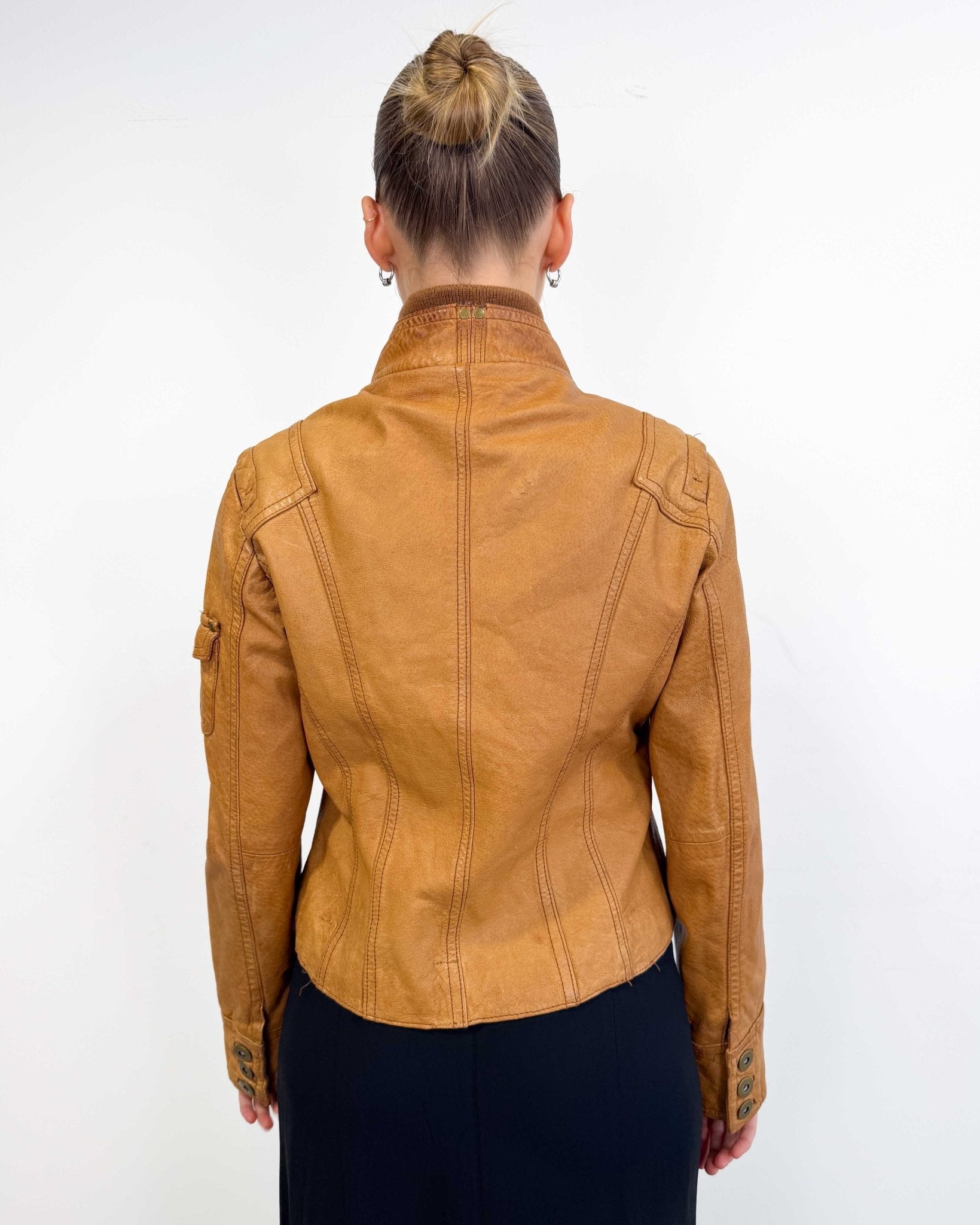 The Aleksandra leather jacket - rig vert