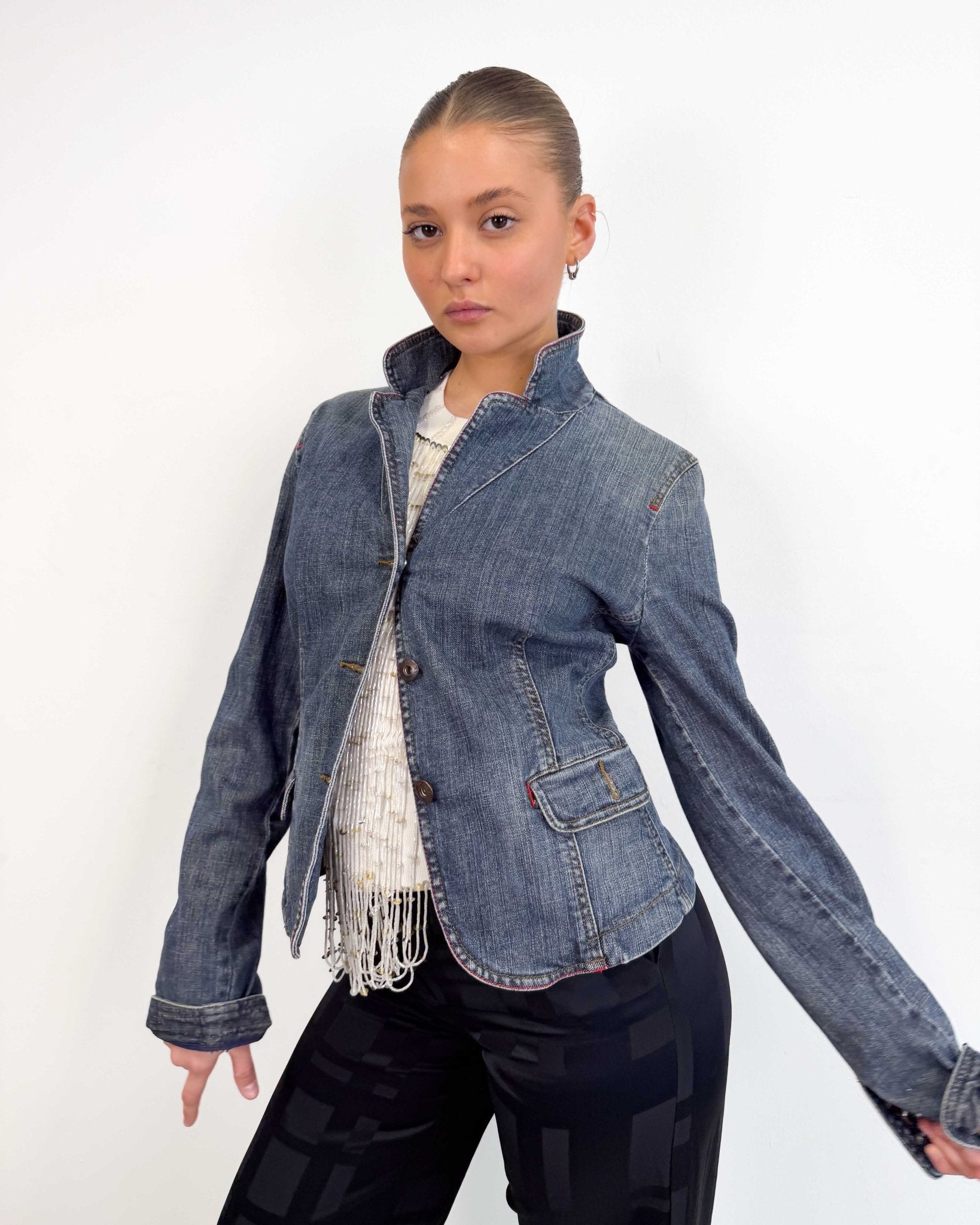 The Ally jacket by Armani – rig vert