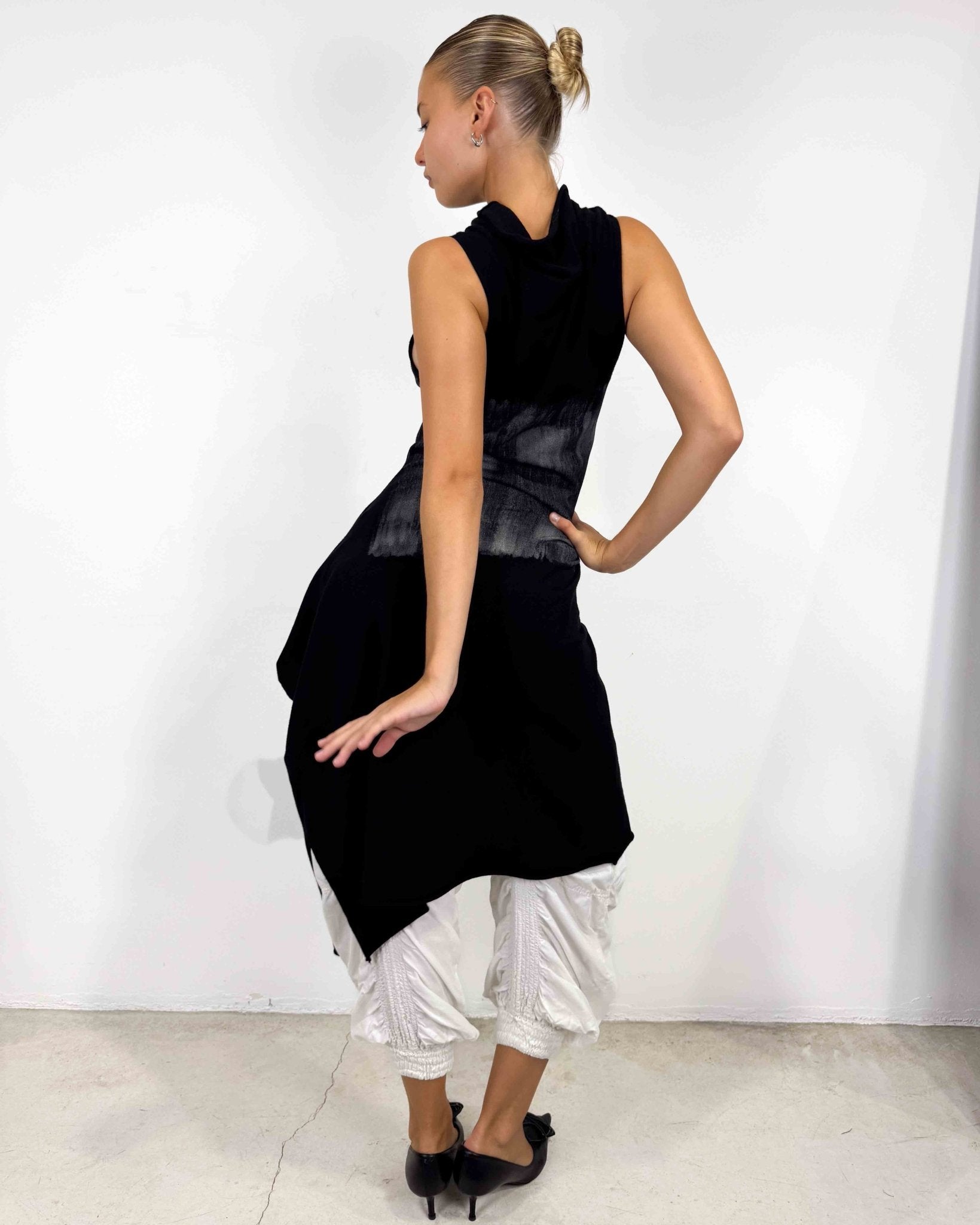 The Amani dress by Sarah Pacini - rig vert