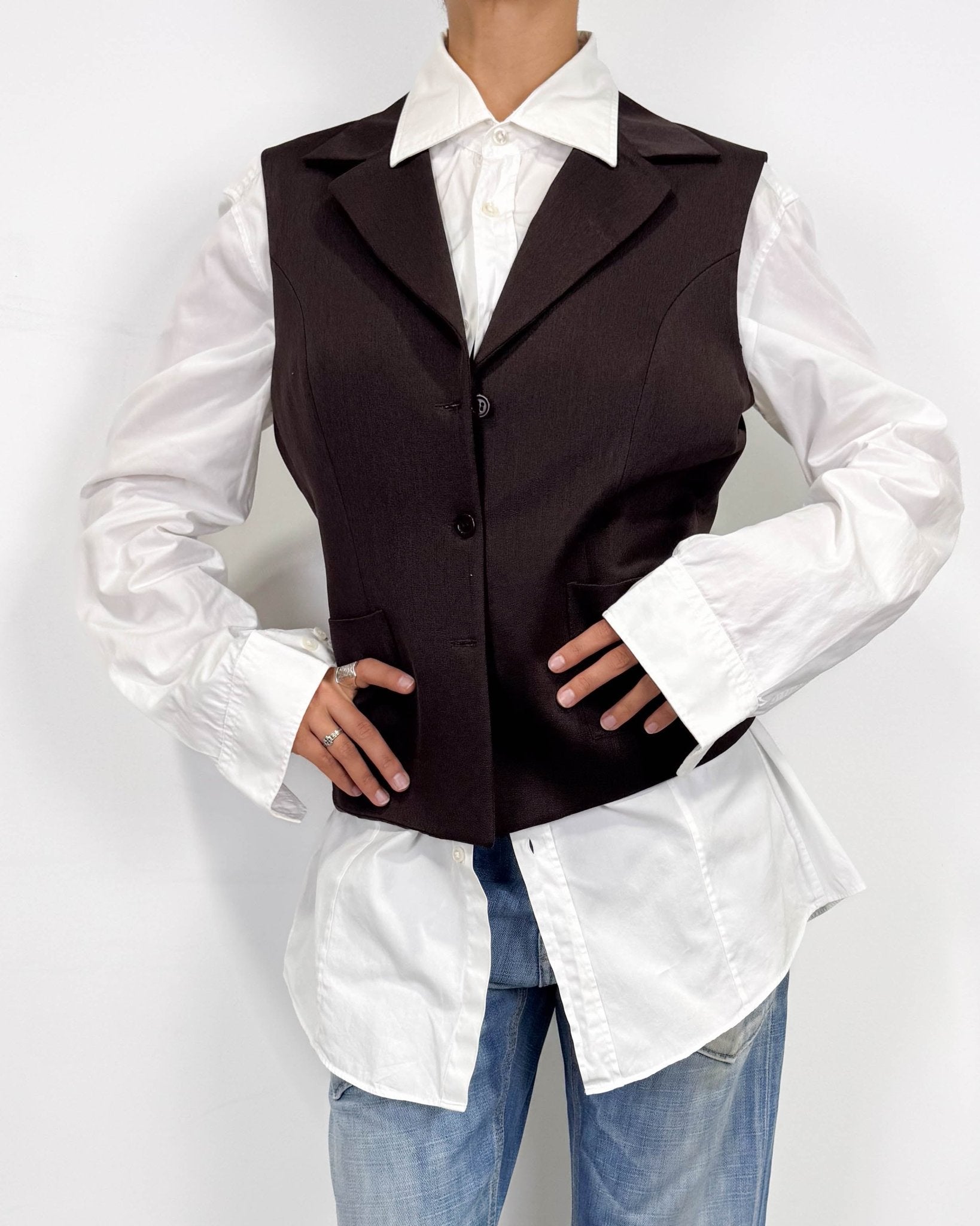 The Ariadna vest - rig vert