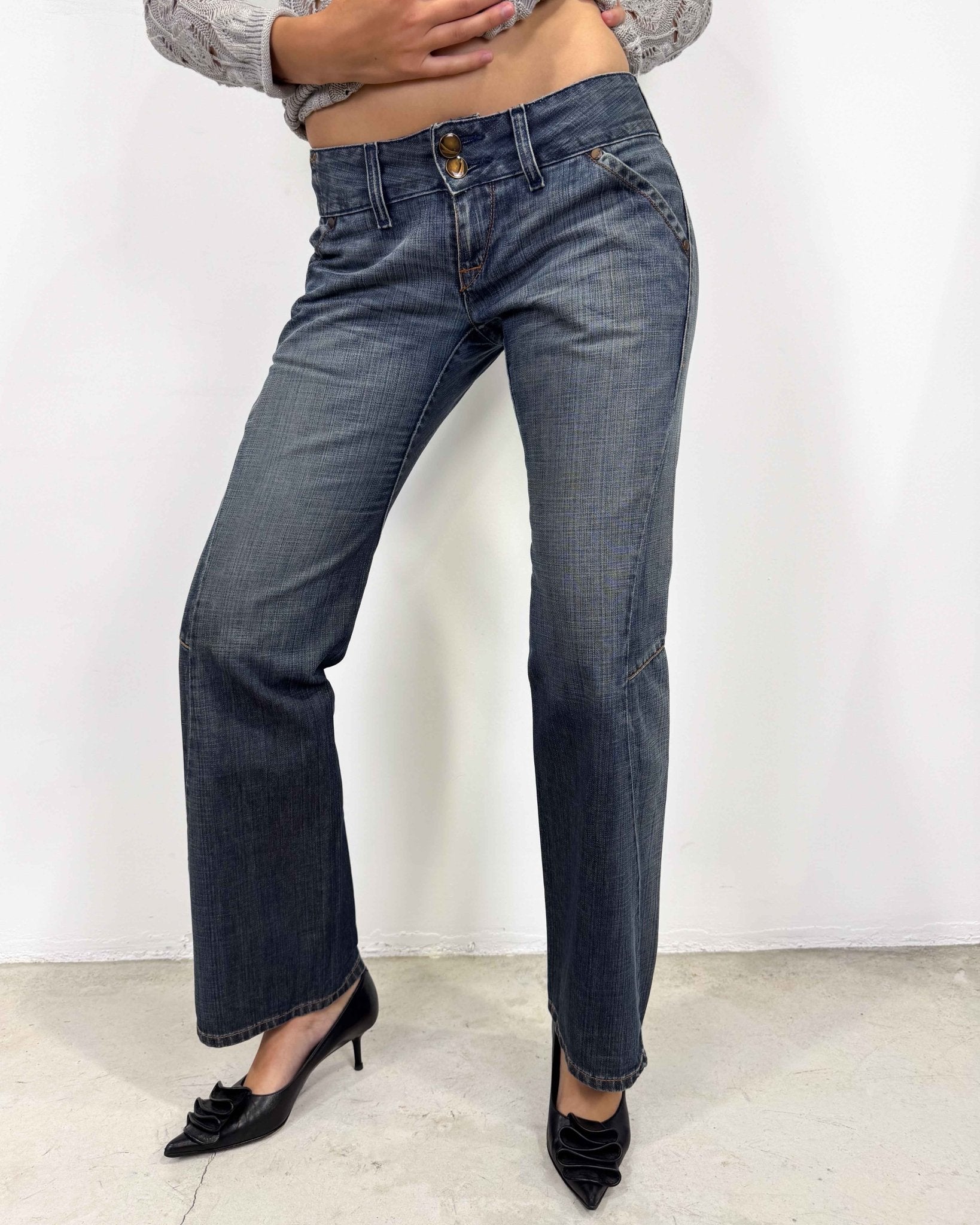 The Aroa pants by Levis - rig vert