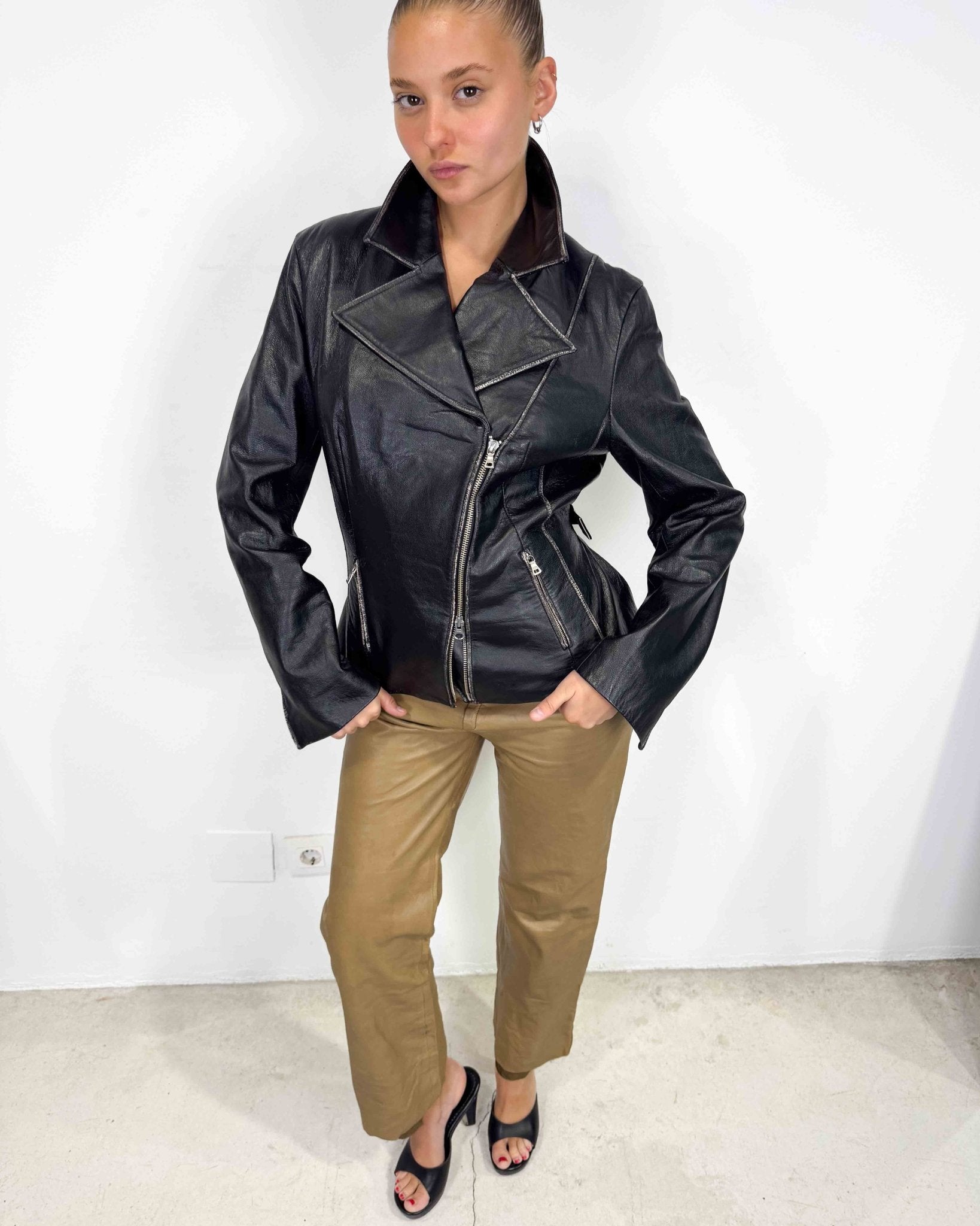 The Aurora leather jacket - rig vert