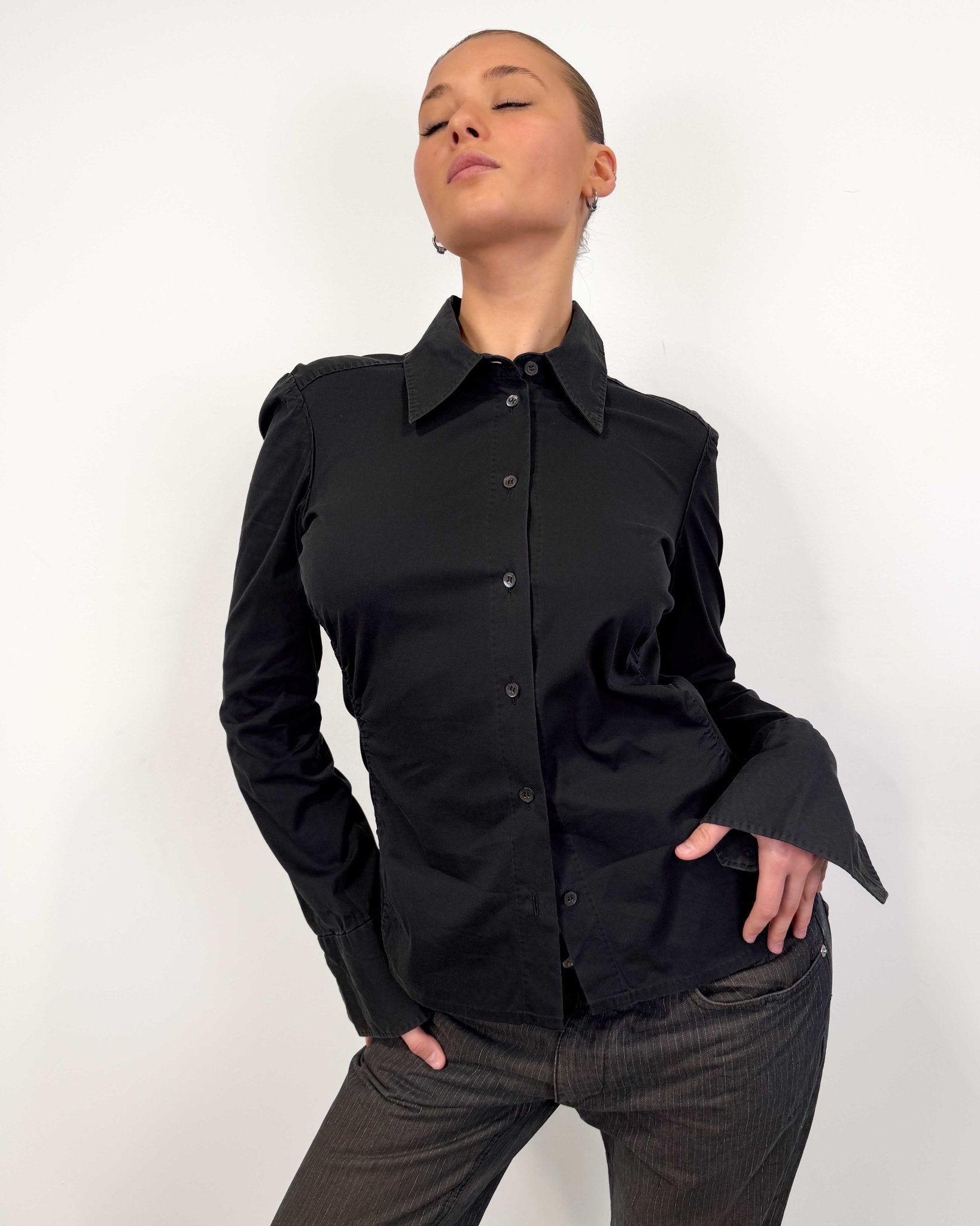 The Avery shirt by Gucci - rig vert