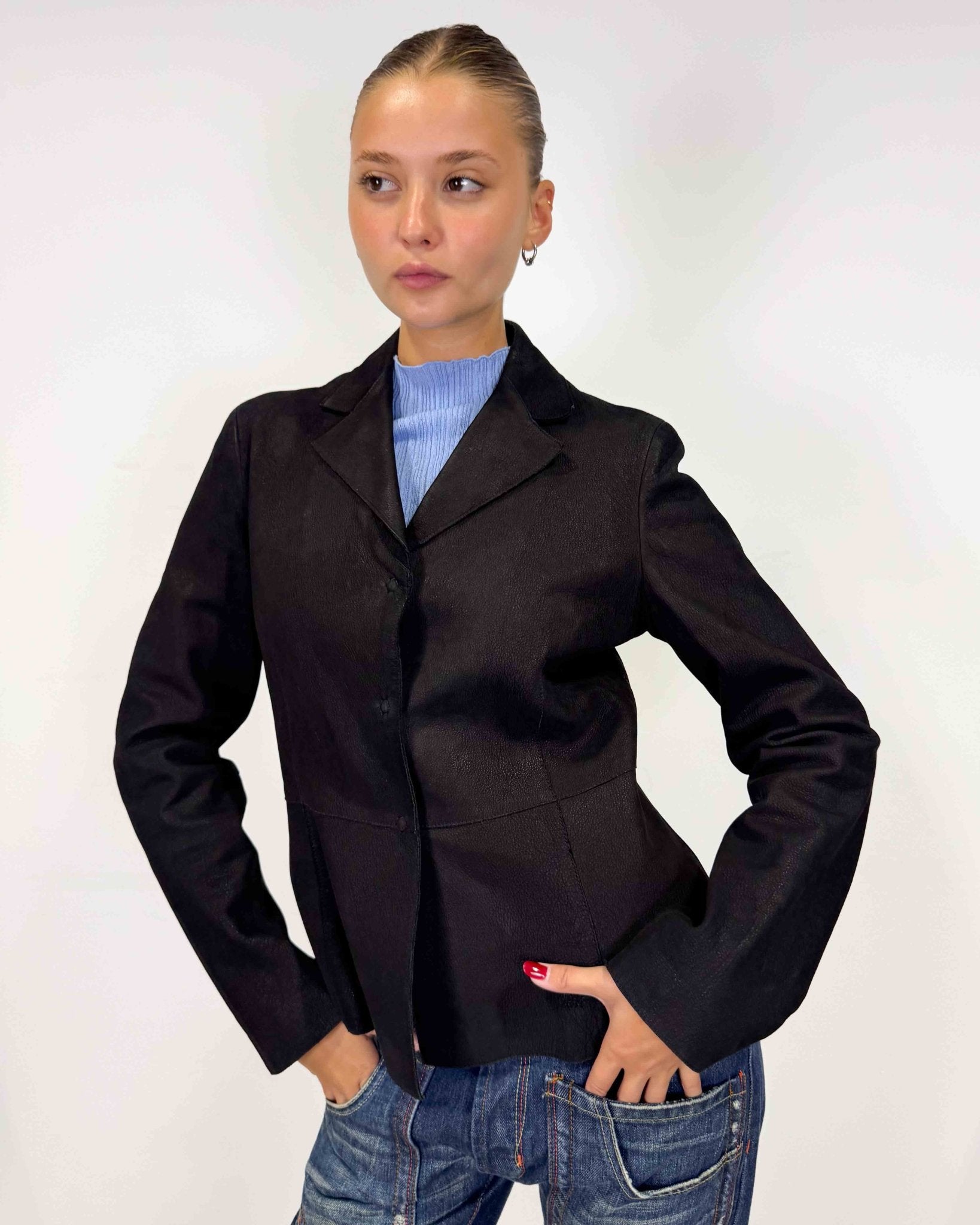 The Chiara blazer by Giorgio Armani - rig vert