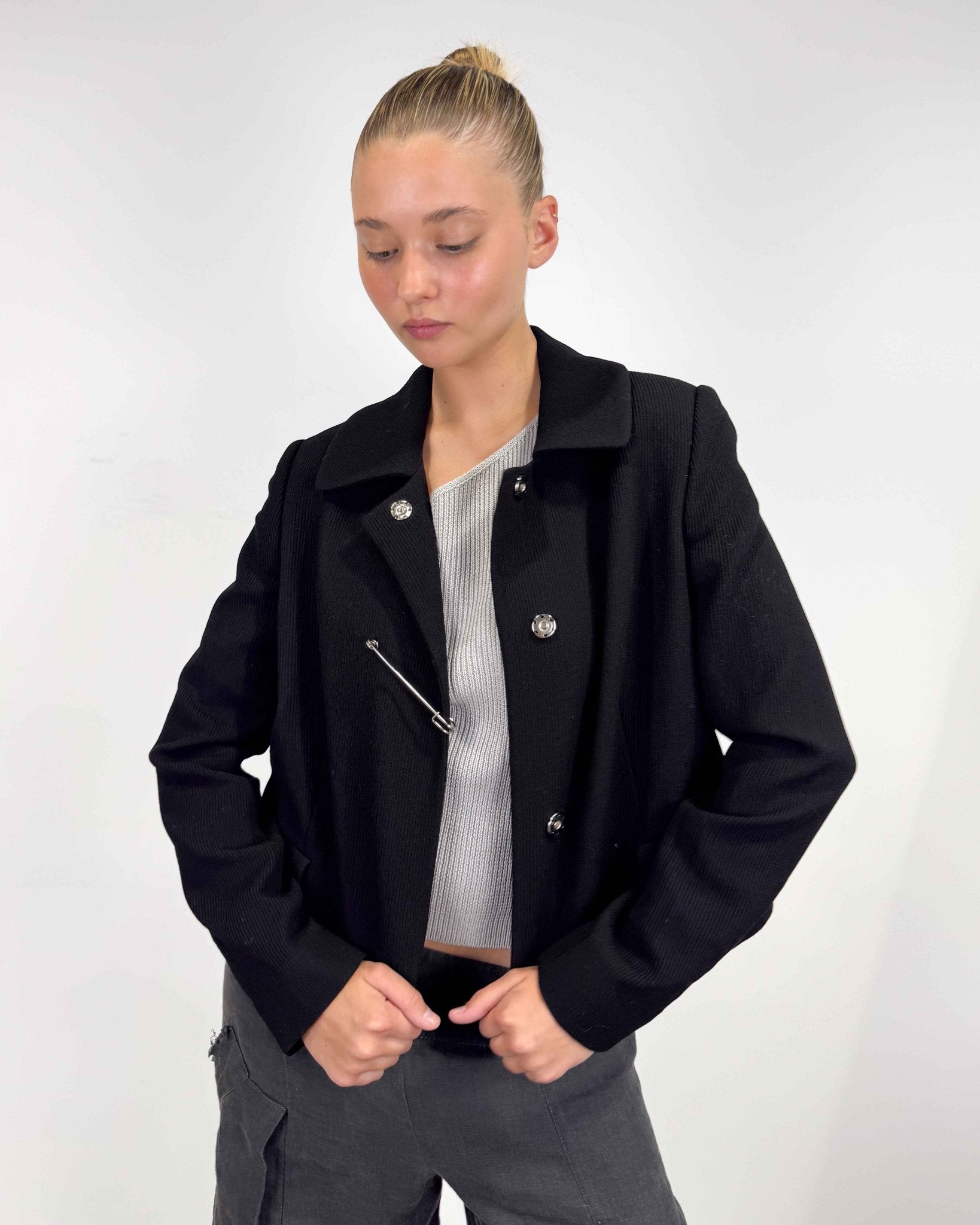 The Diletta jacket by Moschino - rig vert