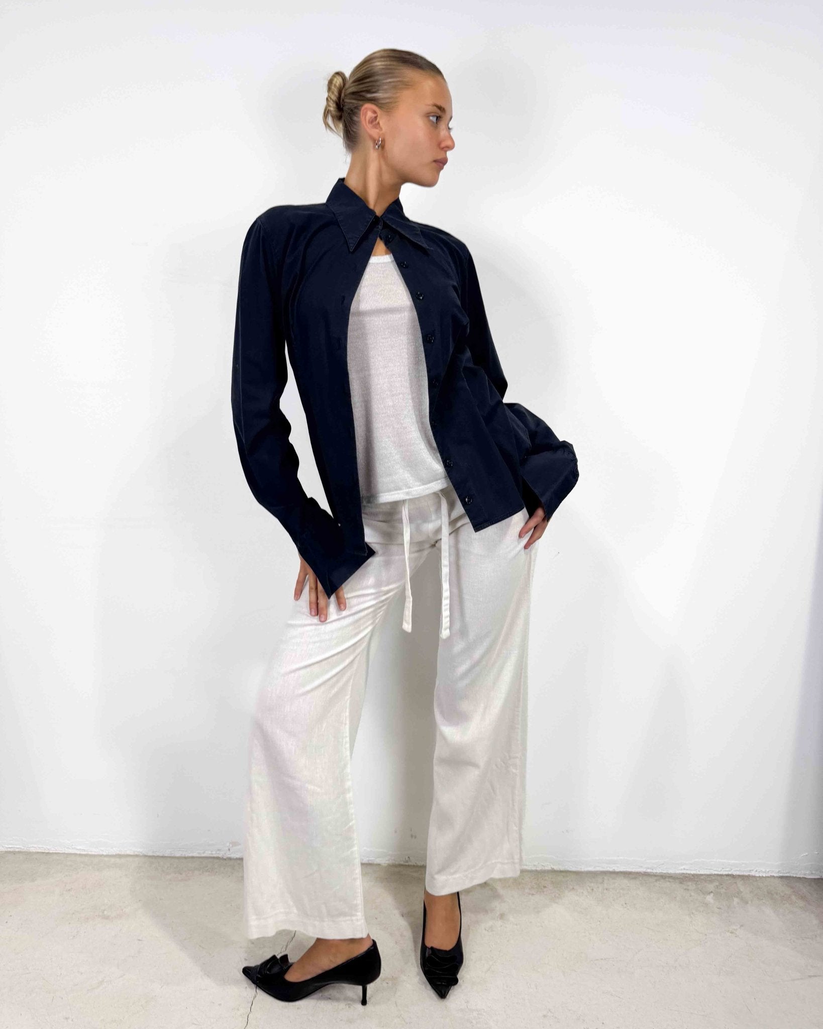 The Emma shirt by Anne Fontaine - rig vert