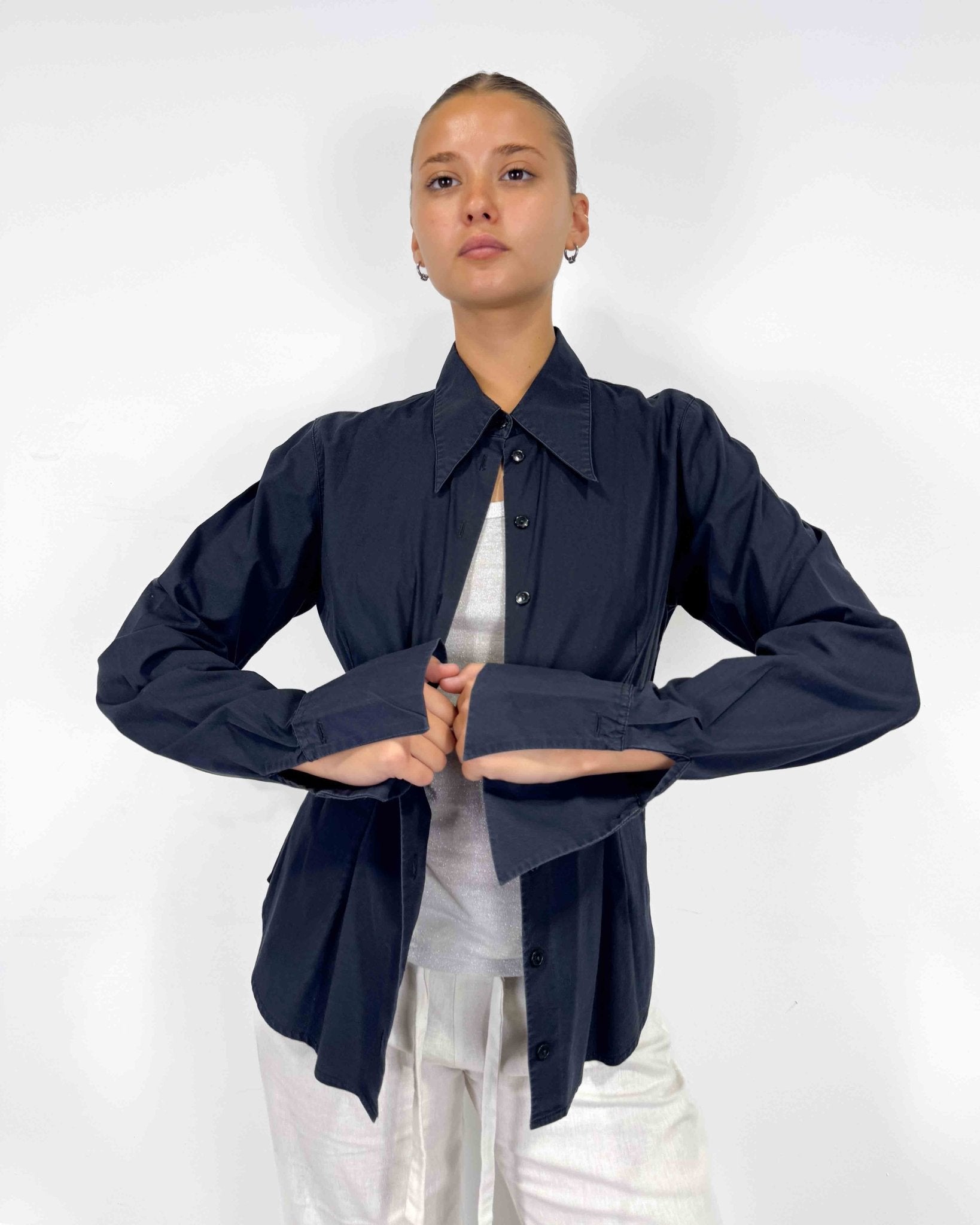 The Emma shirt by Anne Fontaine - rig vert