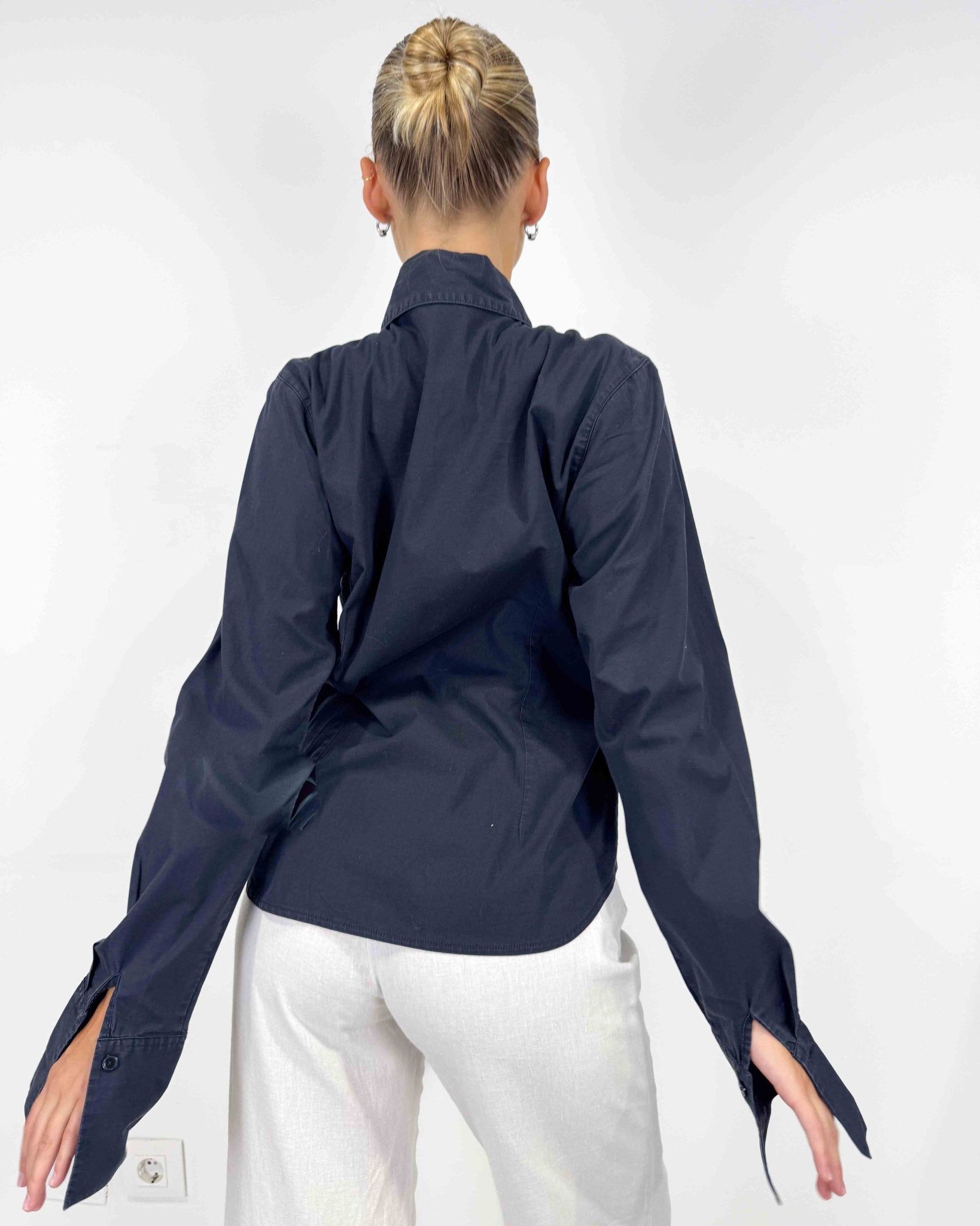 The Emma shirt by Anne Fontaine - rig vert