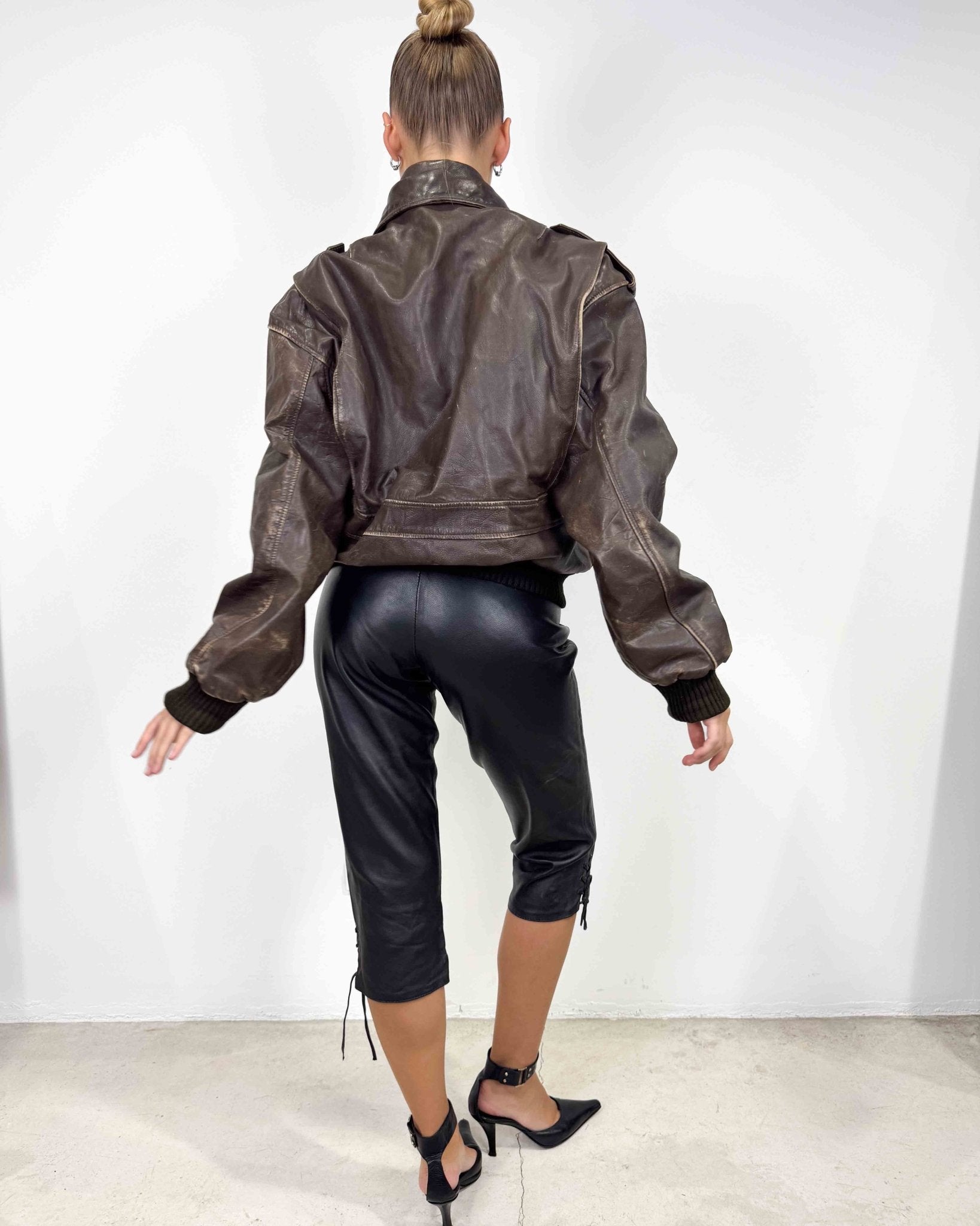 The Gaetana leather bomber - rig vert