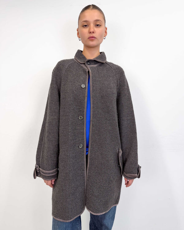 The Goretti coat by Gianni Versace - rig vert