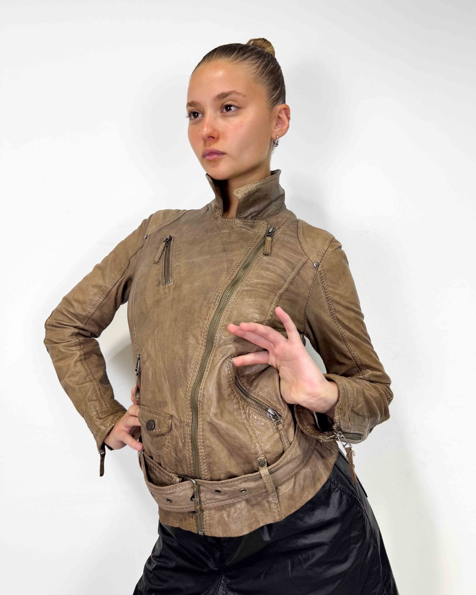 The Hermione leather jacket - rig vert