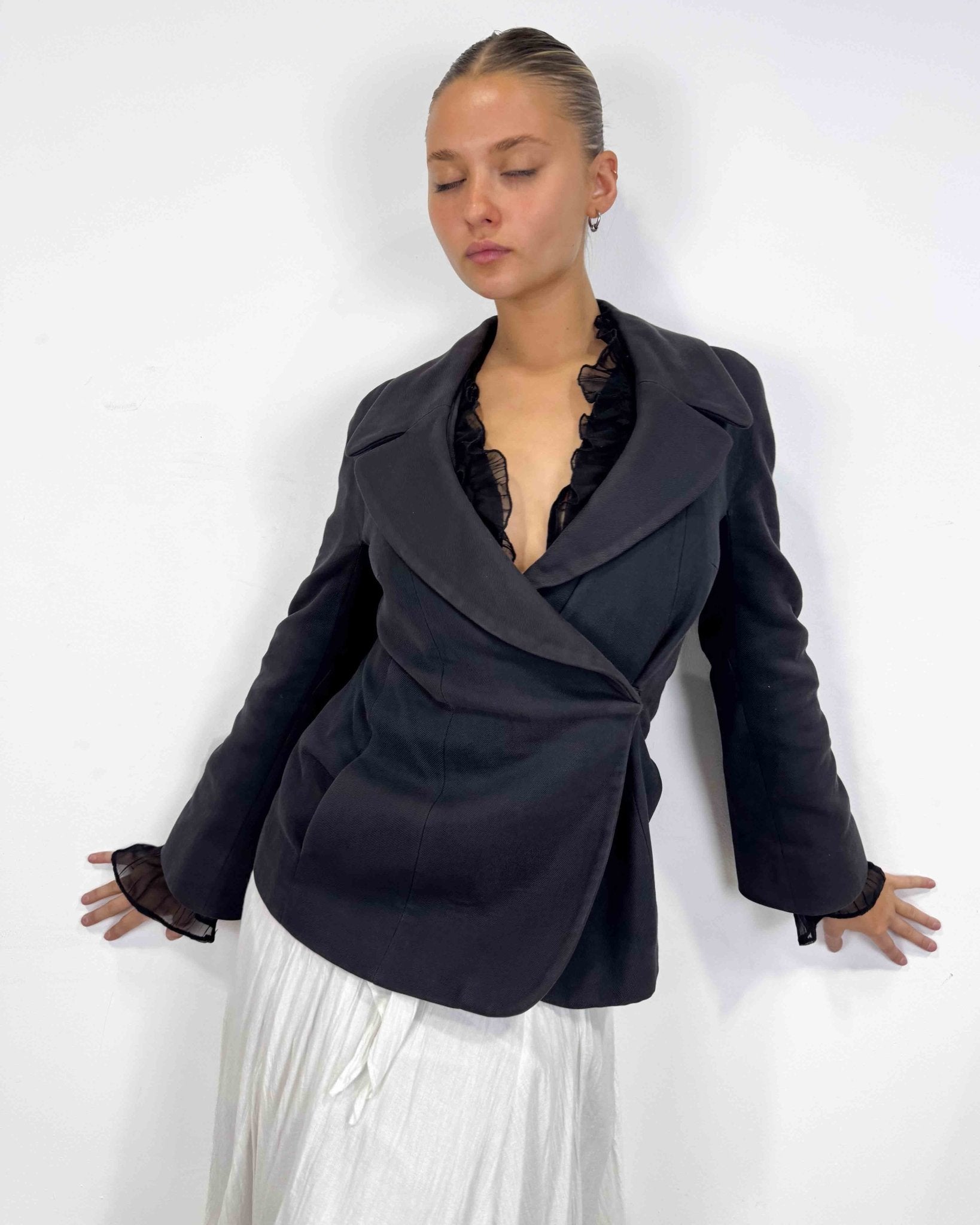 The Julie jacket by Dolce & Gabbana - rig vert