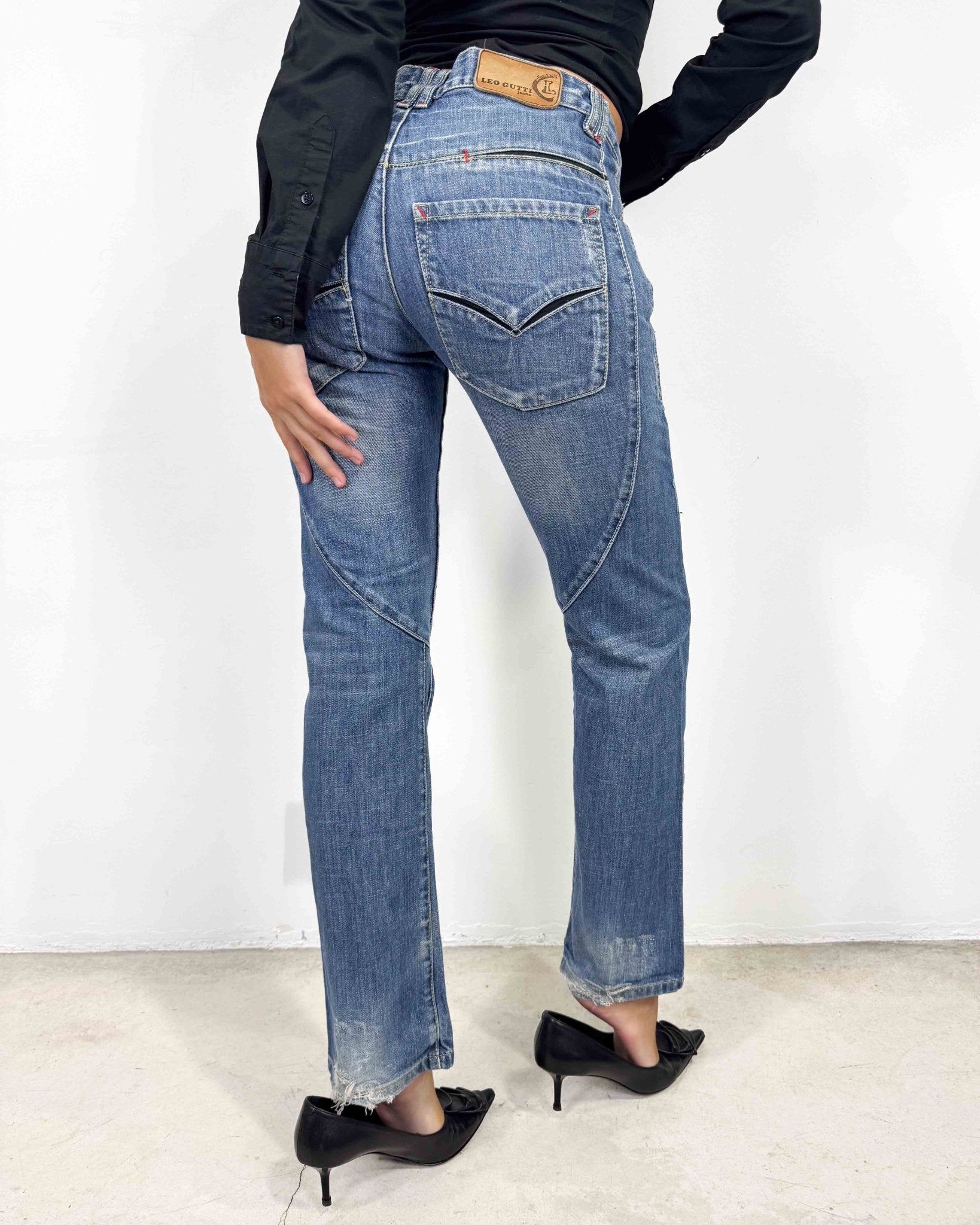 The Katerina pants by Leo Gutti - rig vert