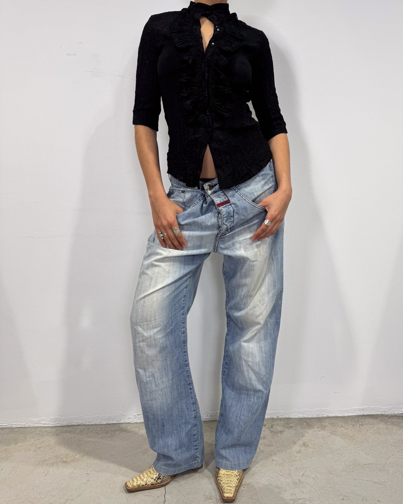 The Lara jeans by Girbaud - rig vert