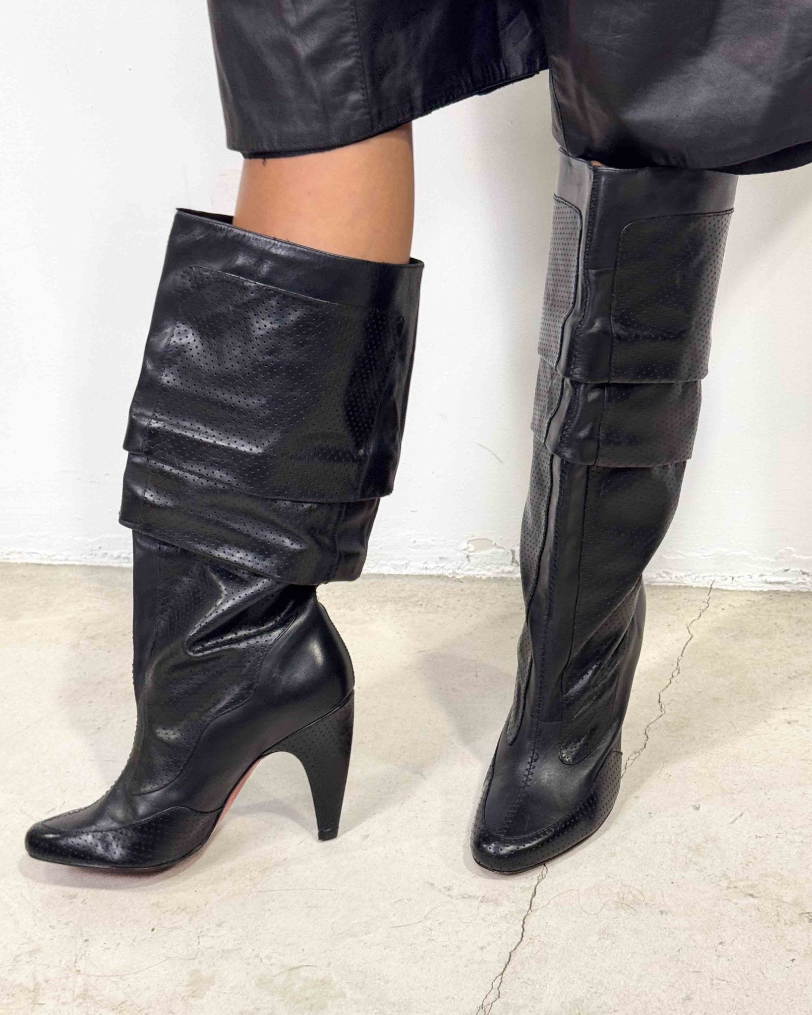The Lenora boots by Diesel - rig vert