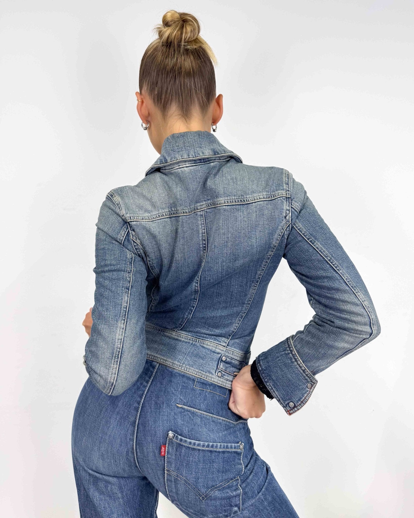 The Lois jacket by Diesel - rig vert