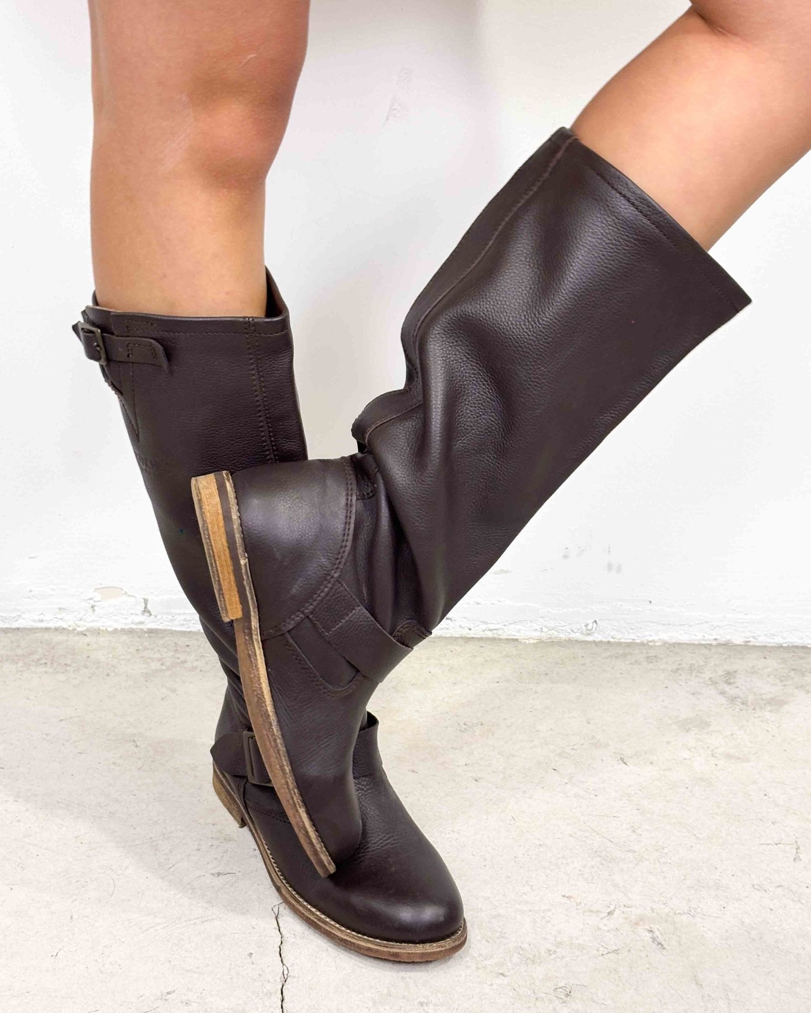 The Olive leather boots - rig vert