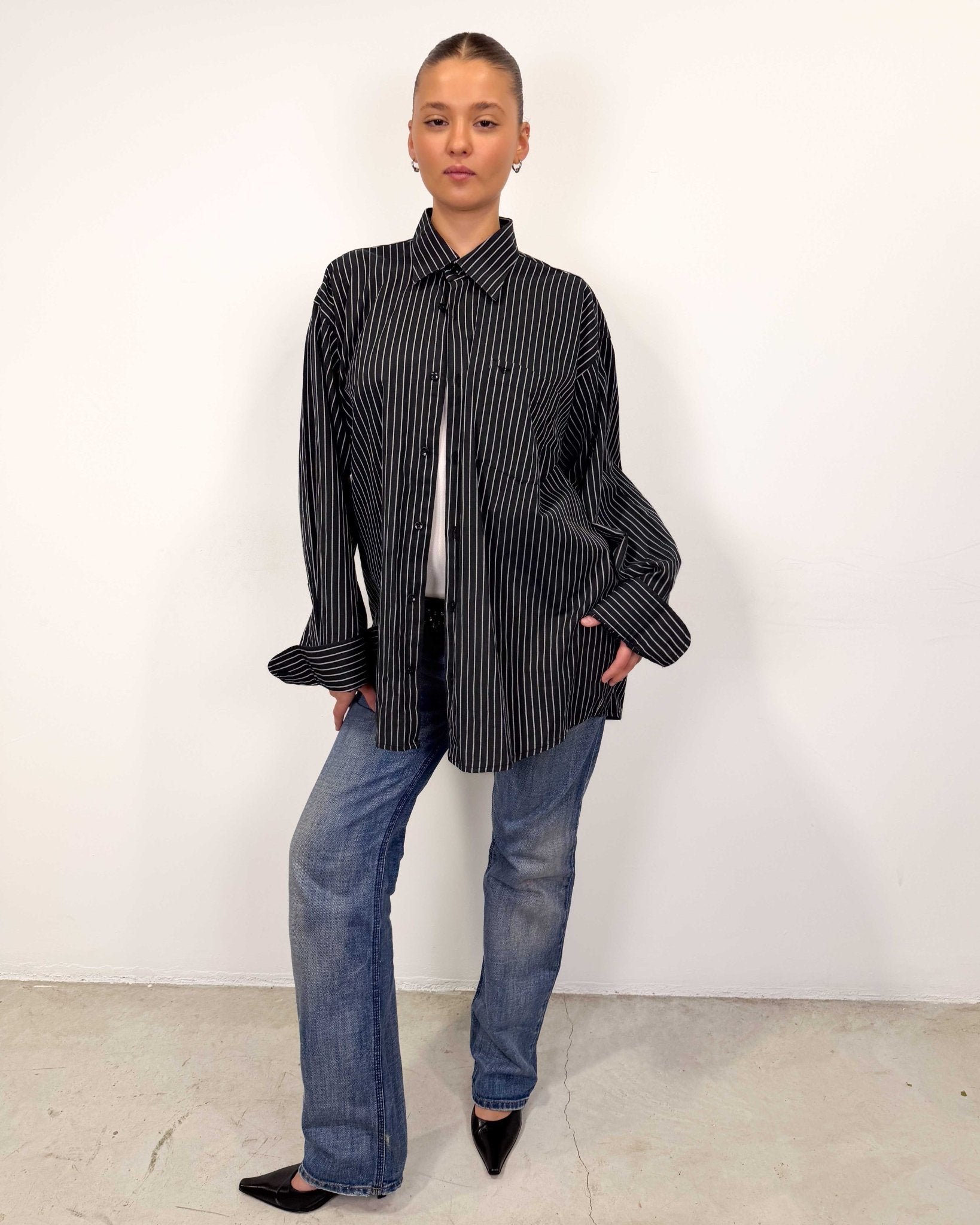 The Olive shirt by Giorgio Armani - rig vert