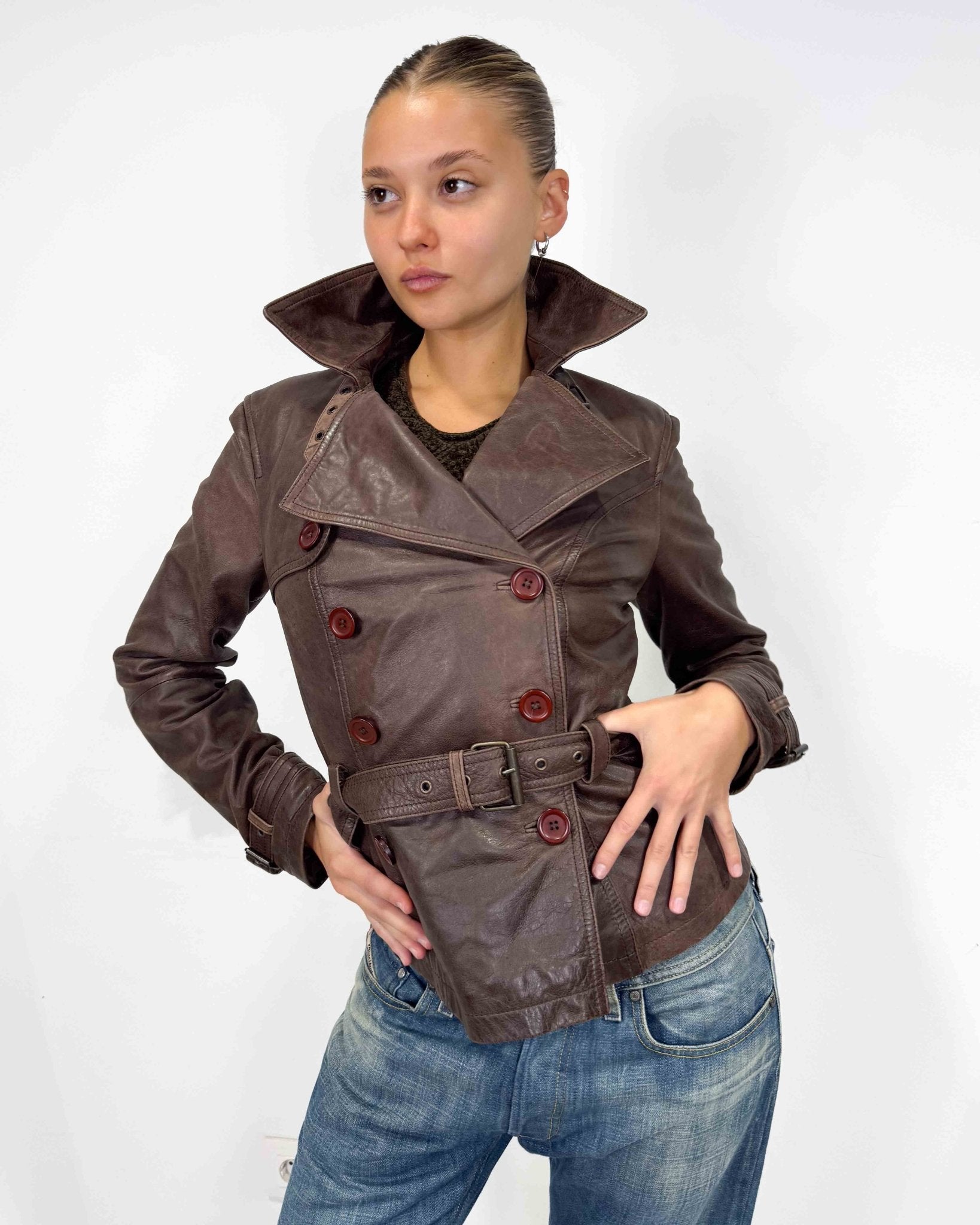 The Salwa leather jacket - rig vert