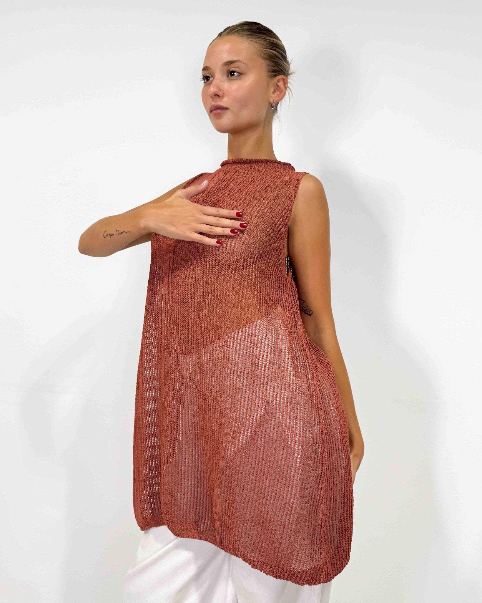 The Tana top by Sarah Pacini - rig vert