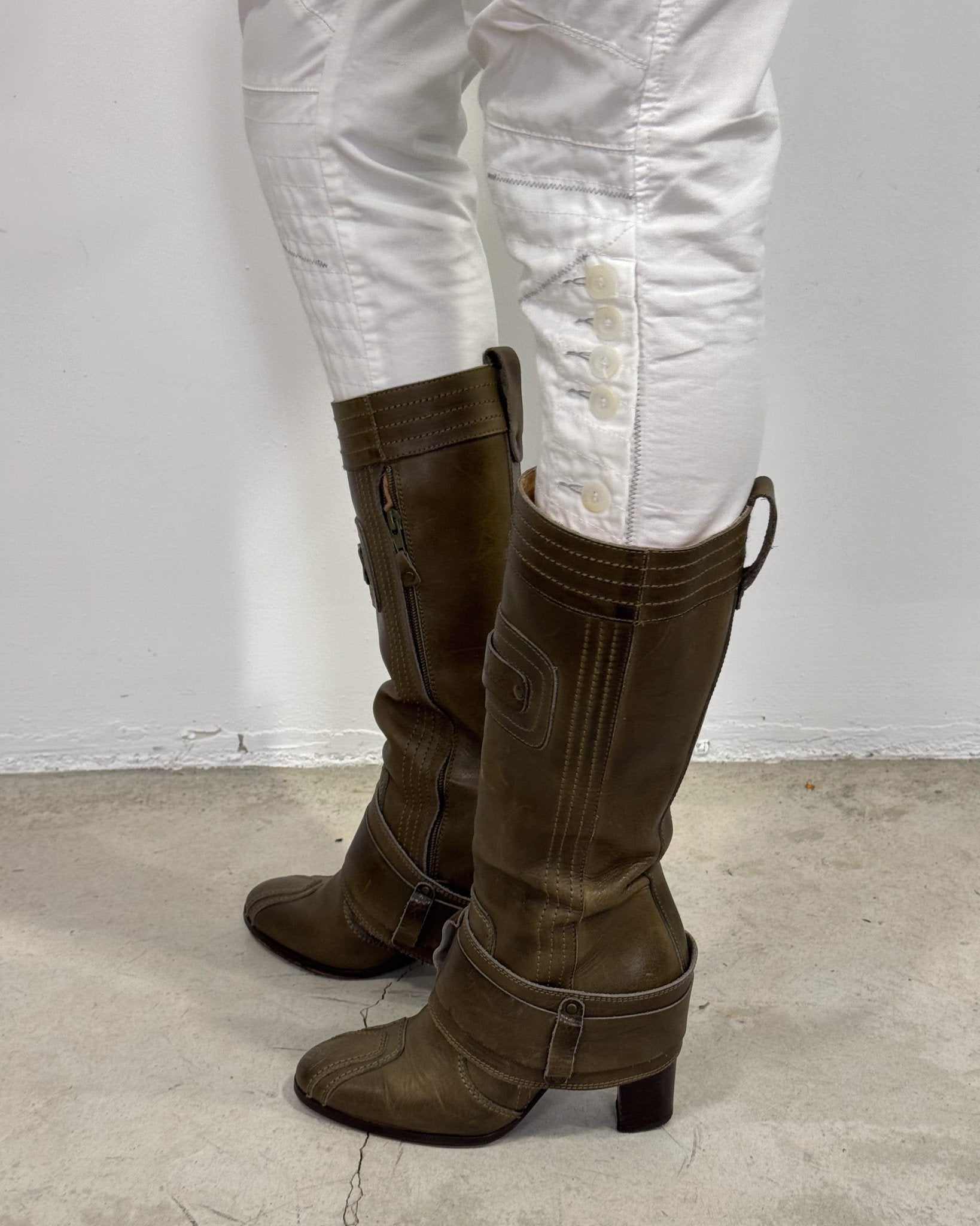The Valerie boots by Diesel - rig vert