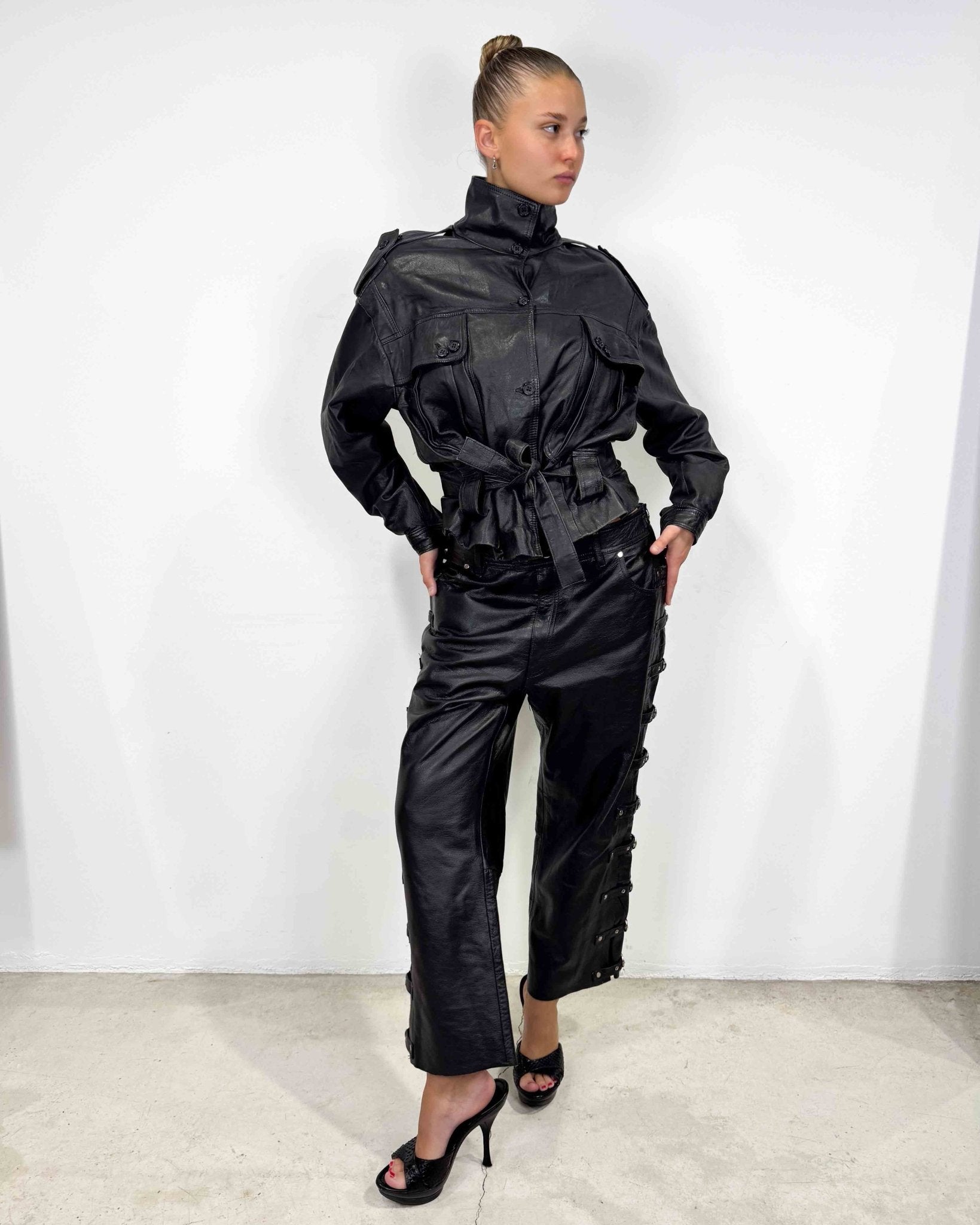 The Violeta leather jacket - rig vert