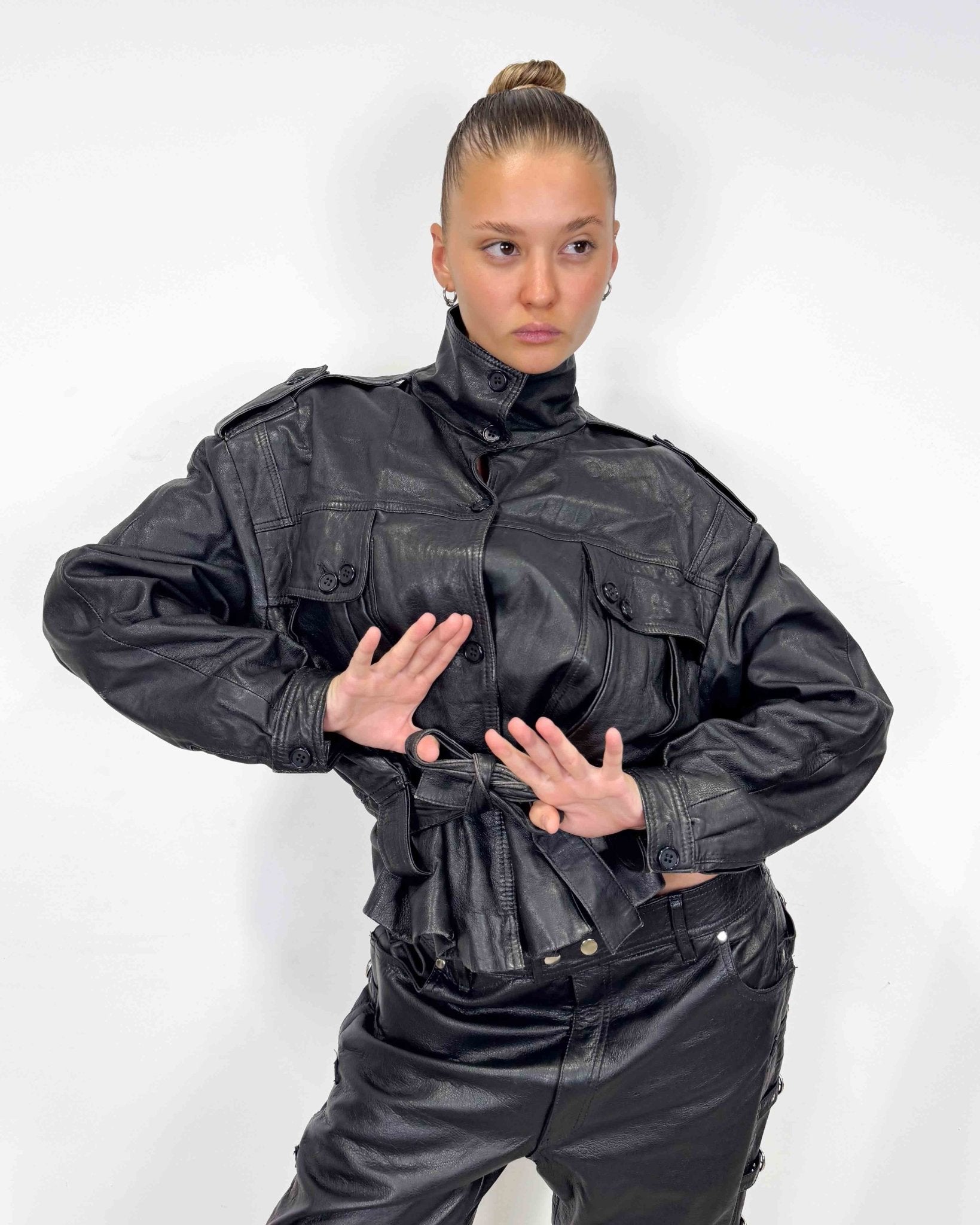 The Violeta leather jacket - rig vert