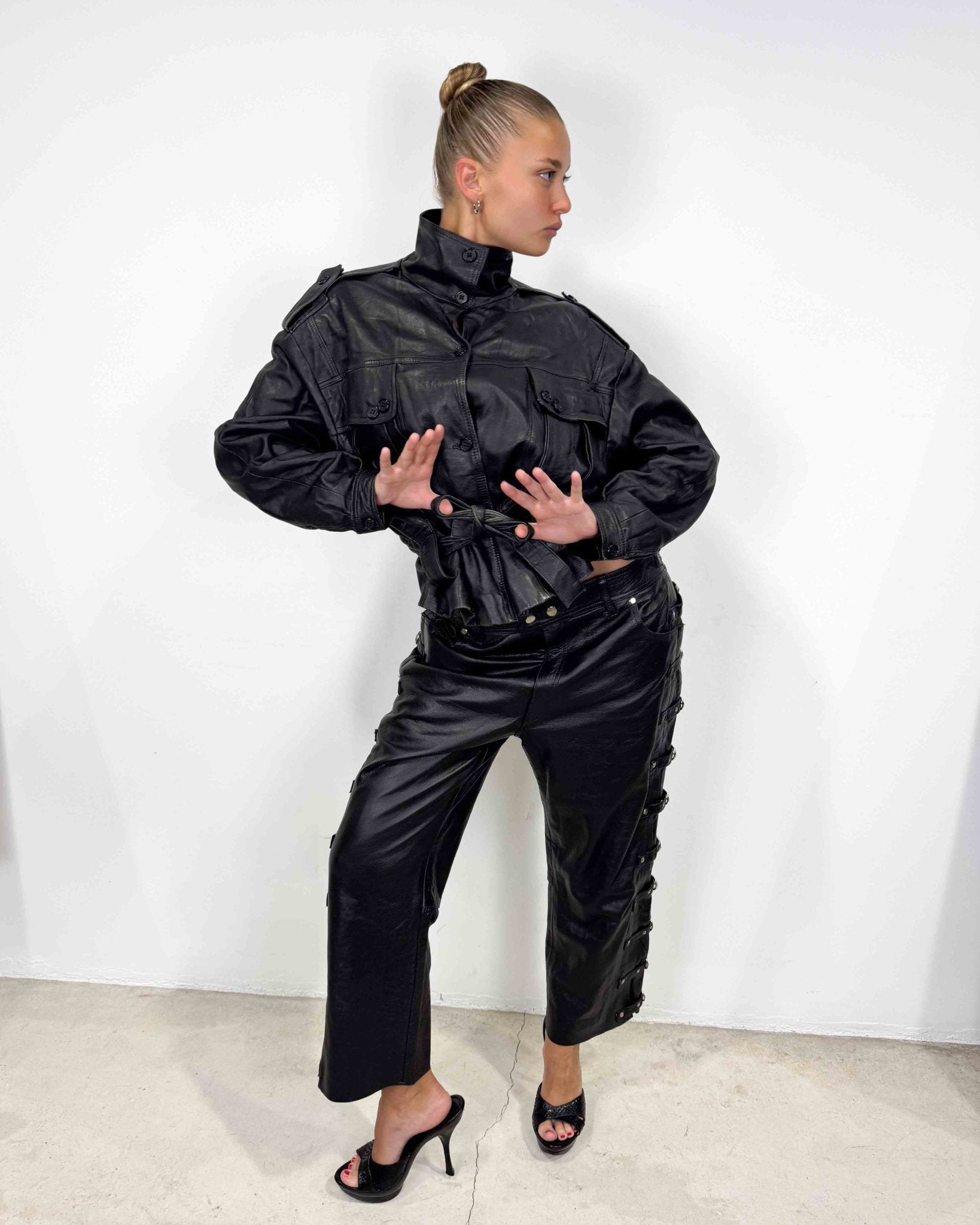 The Violeta leather jacket - rig vert