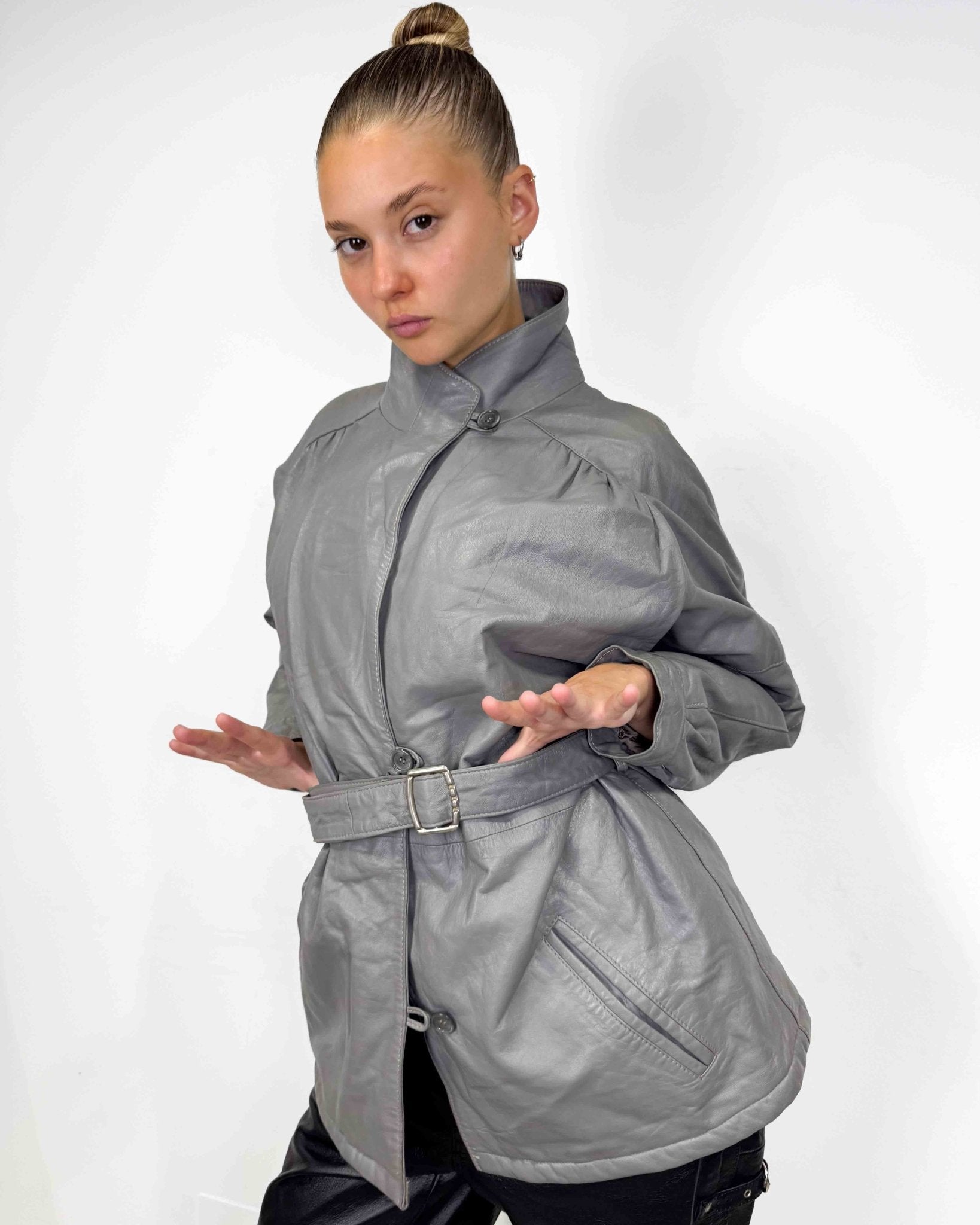 The Yasi leather jacket - rig vert