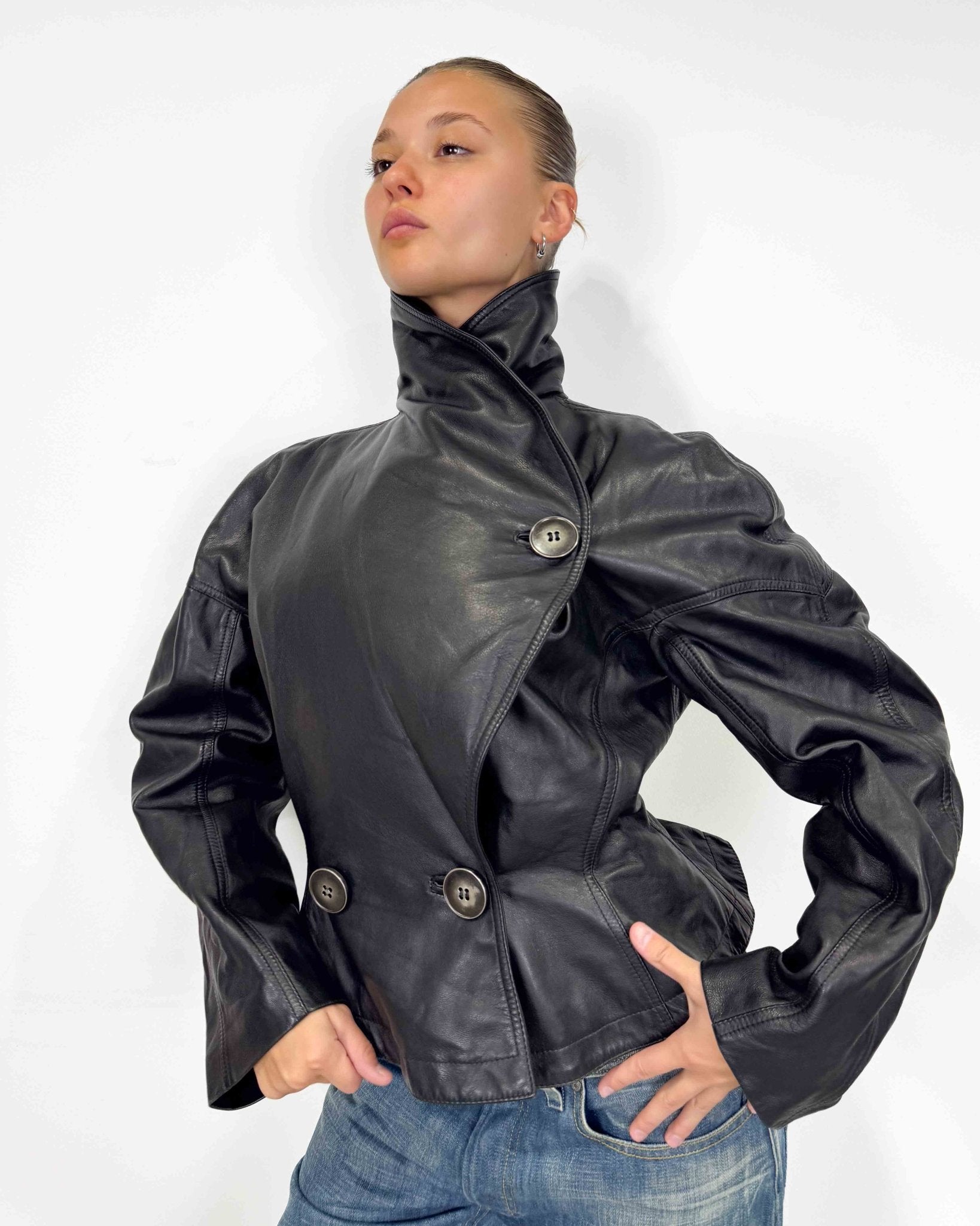 The Yu leather jacket - rig vert