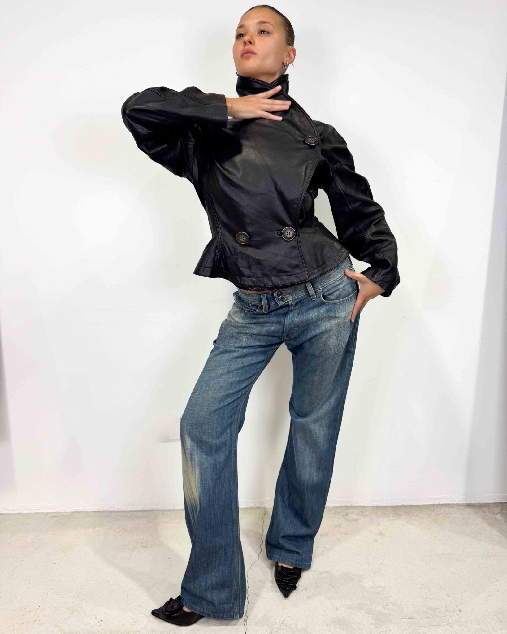 The Yu leather jacket - rig vert