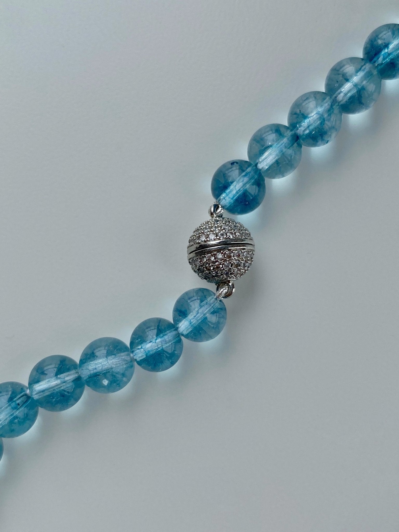 Lotus Blossom Necklace - rig vert